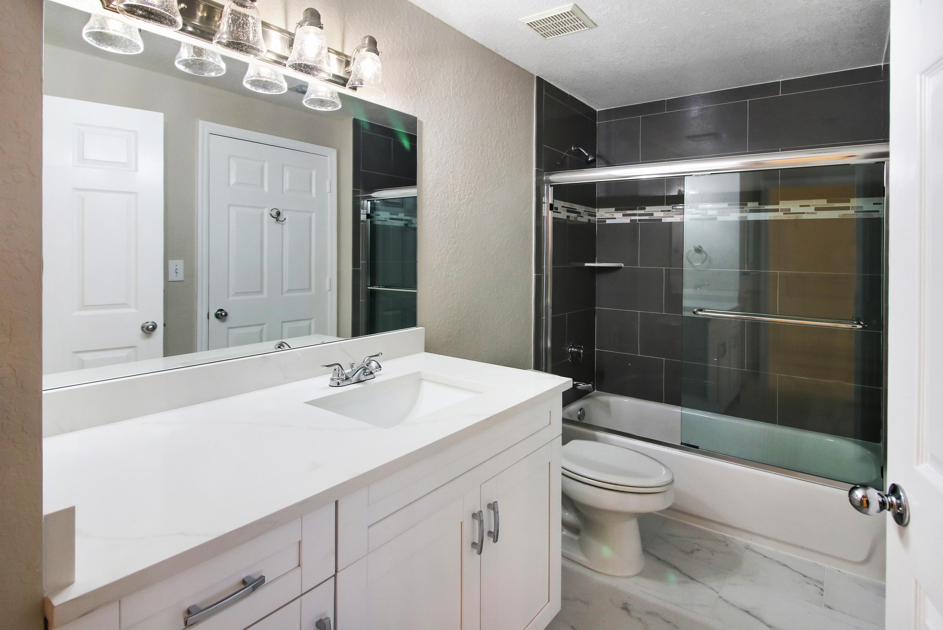 15175 Michelangelo Boulevard 208