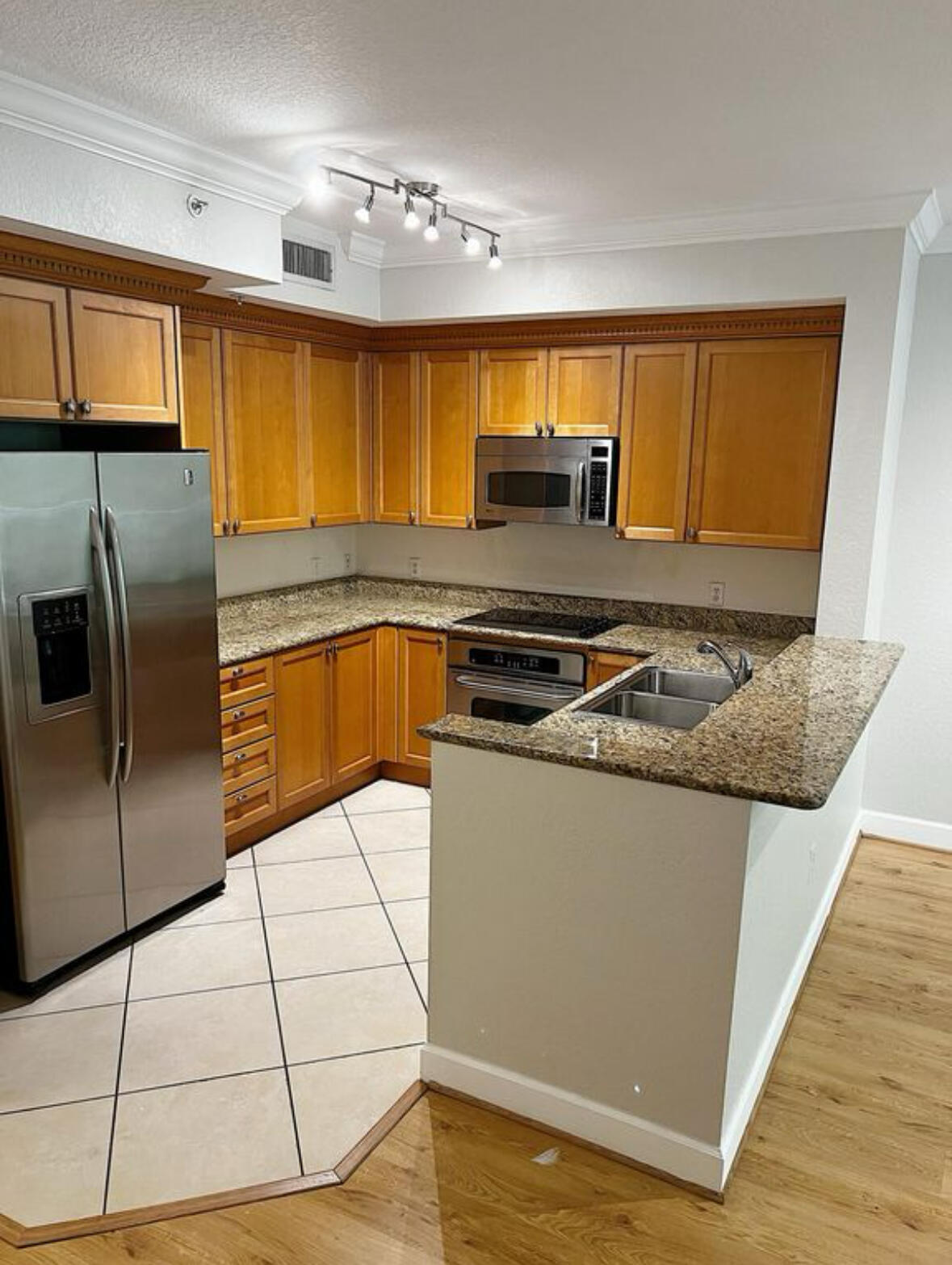 4206 Renaissance Way 206