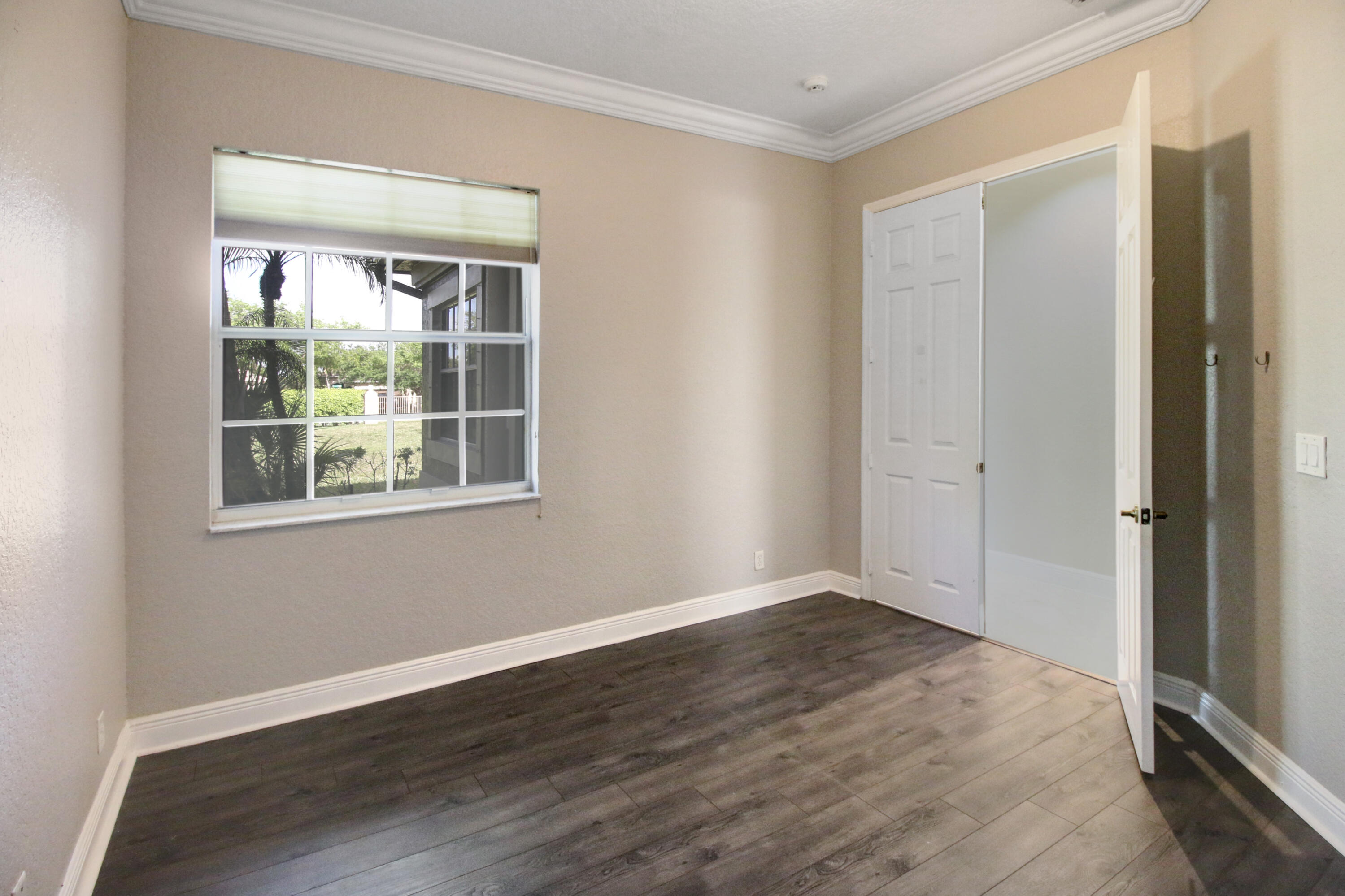 12370 NW 78th Manor