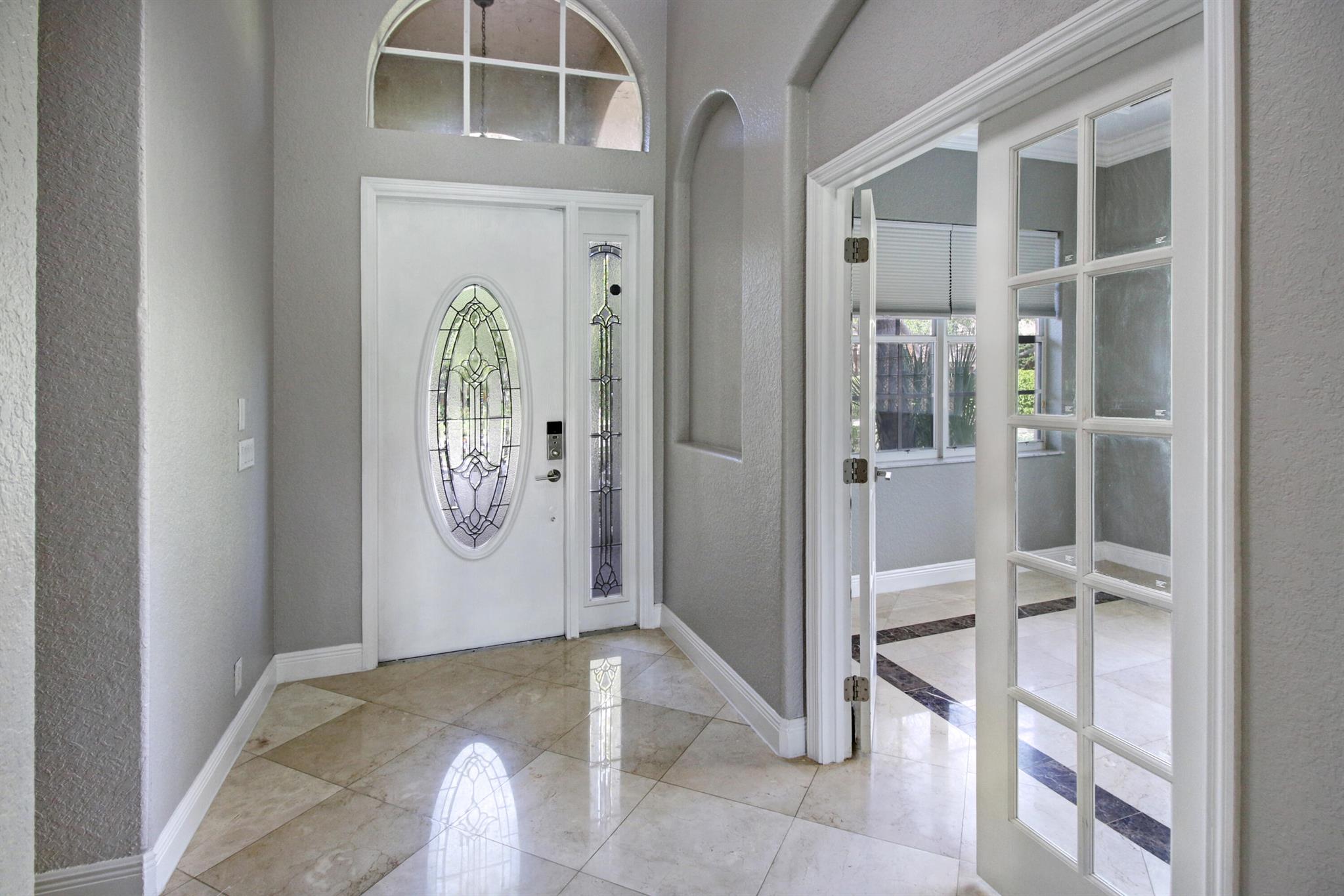 12370 NW 78th Manor