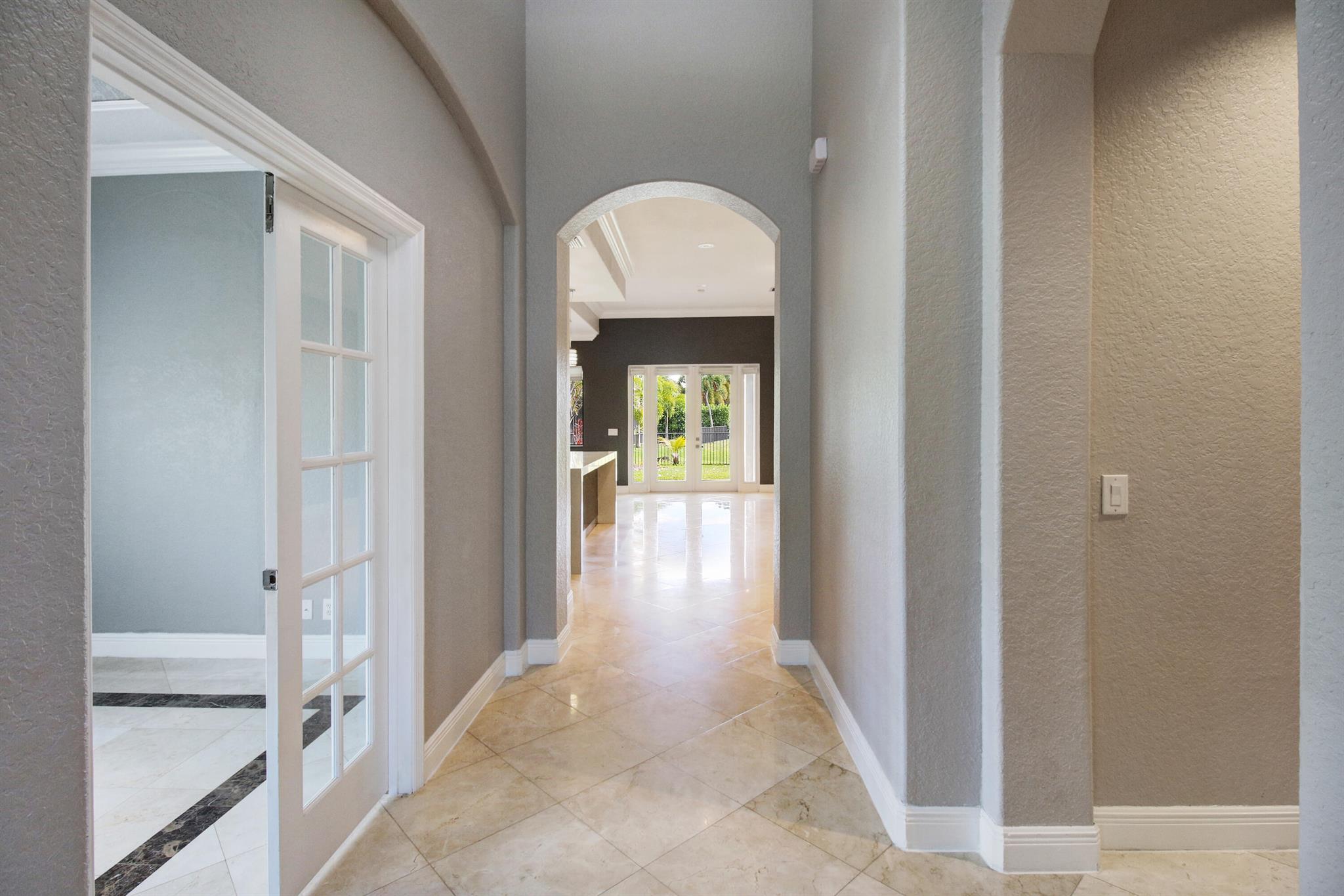 12370 NW 78th Manor