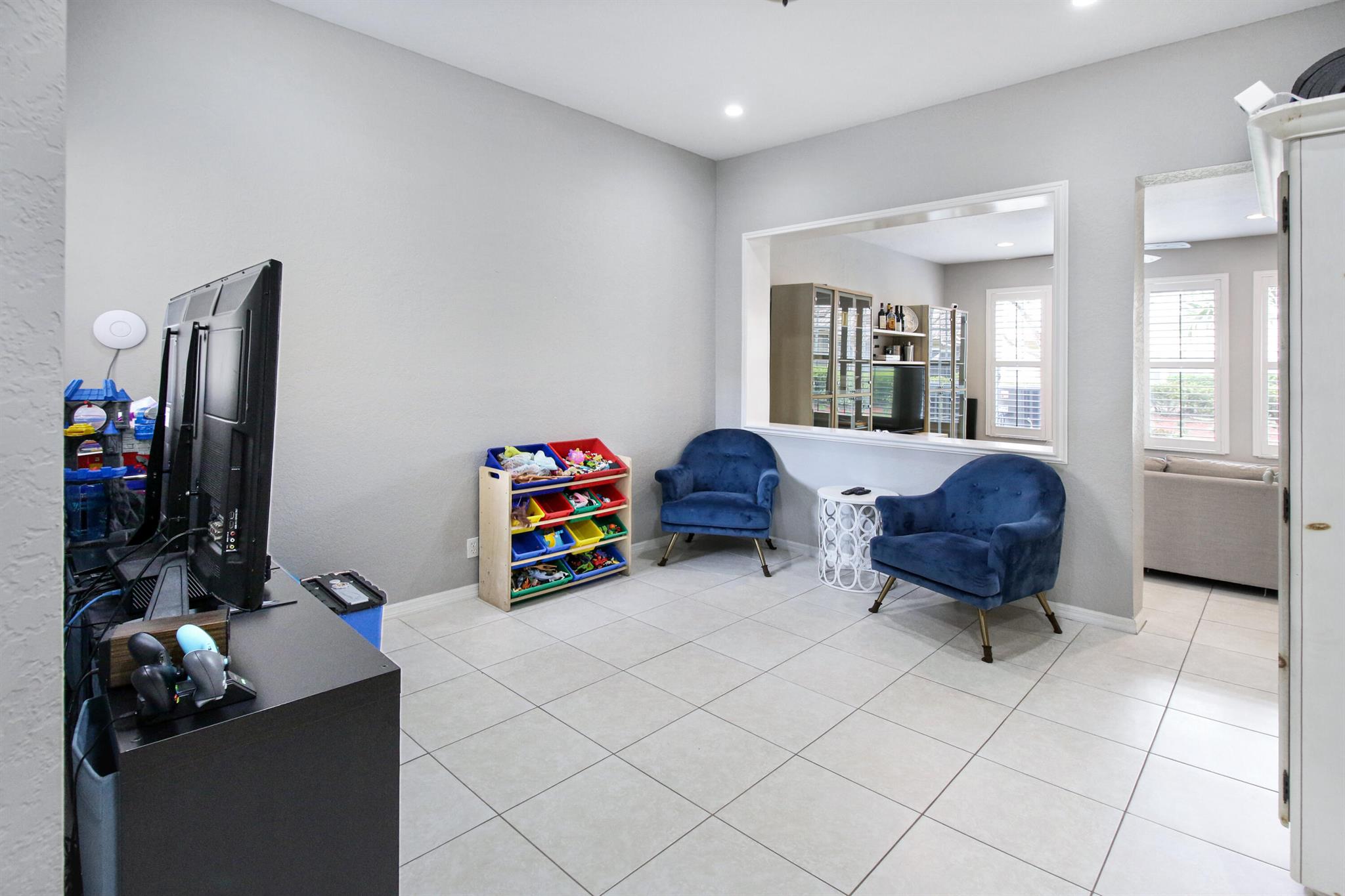 5762 NW 119th Drive