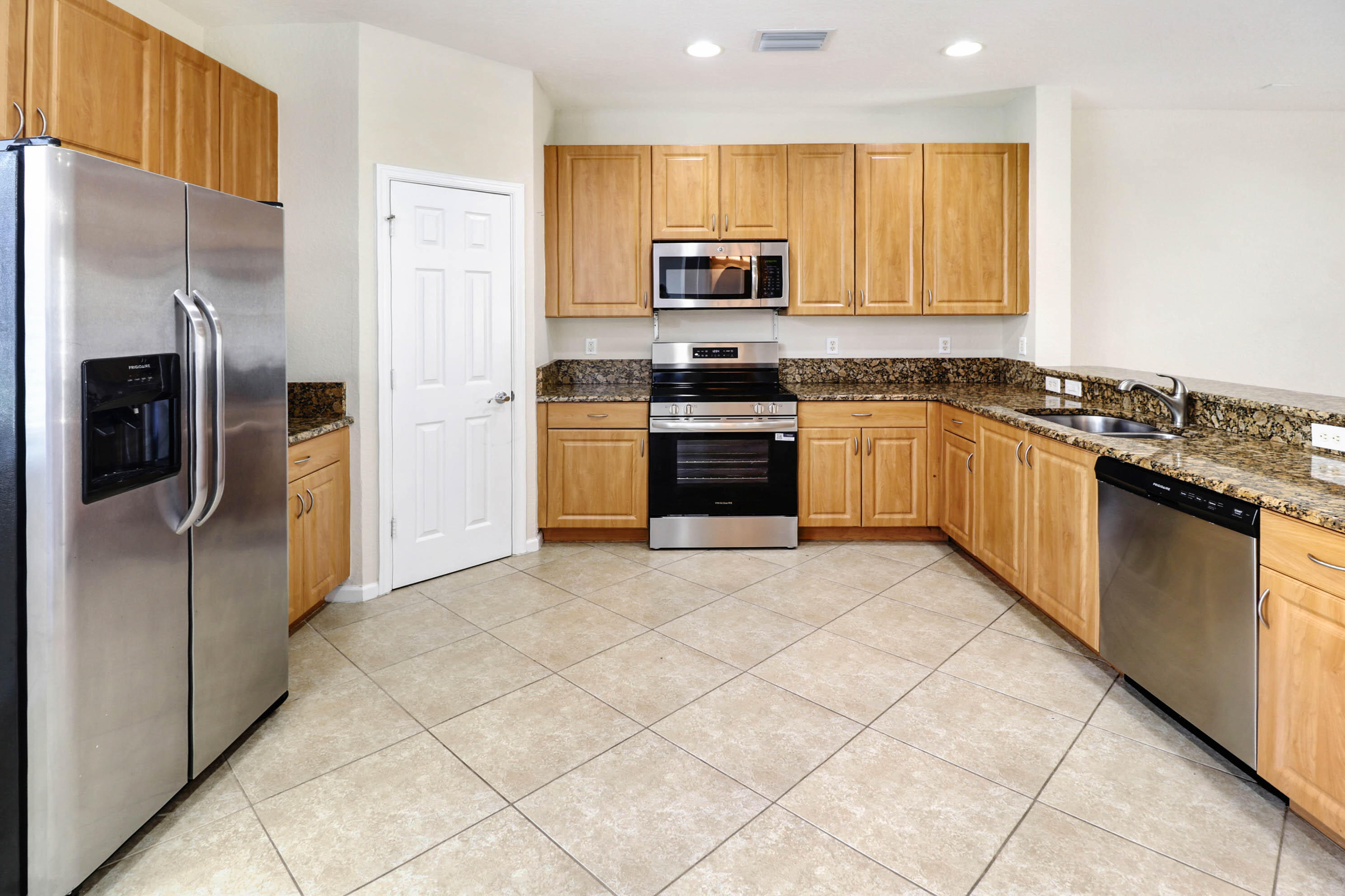 143 Greenwich Circle