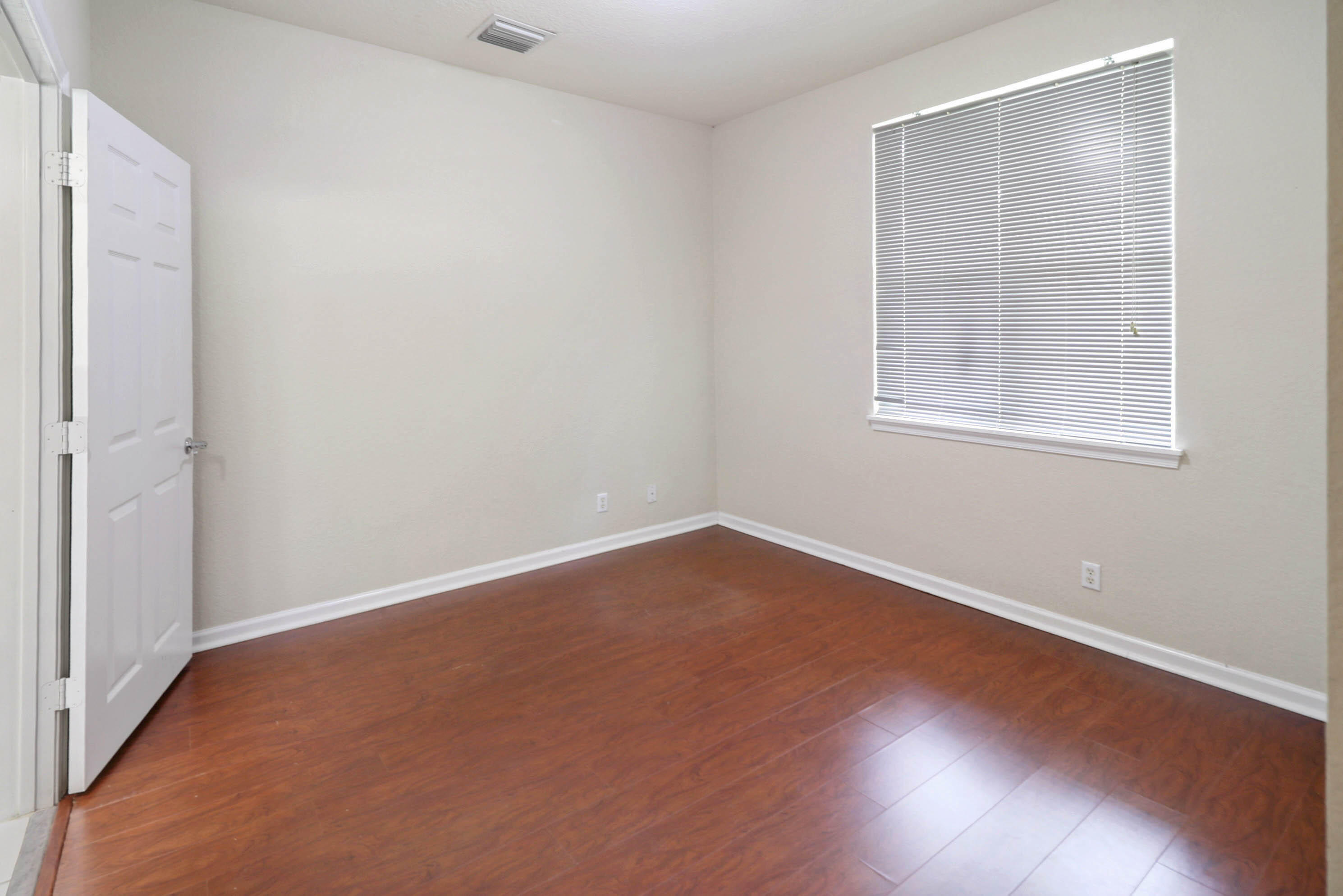 143 Greenwich Circle