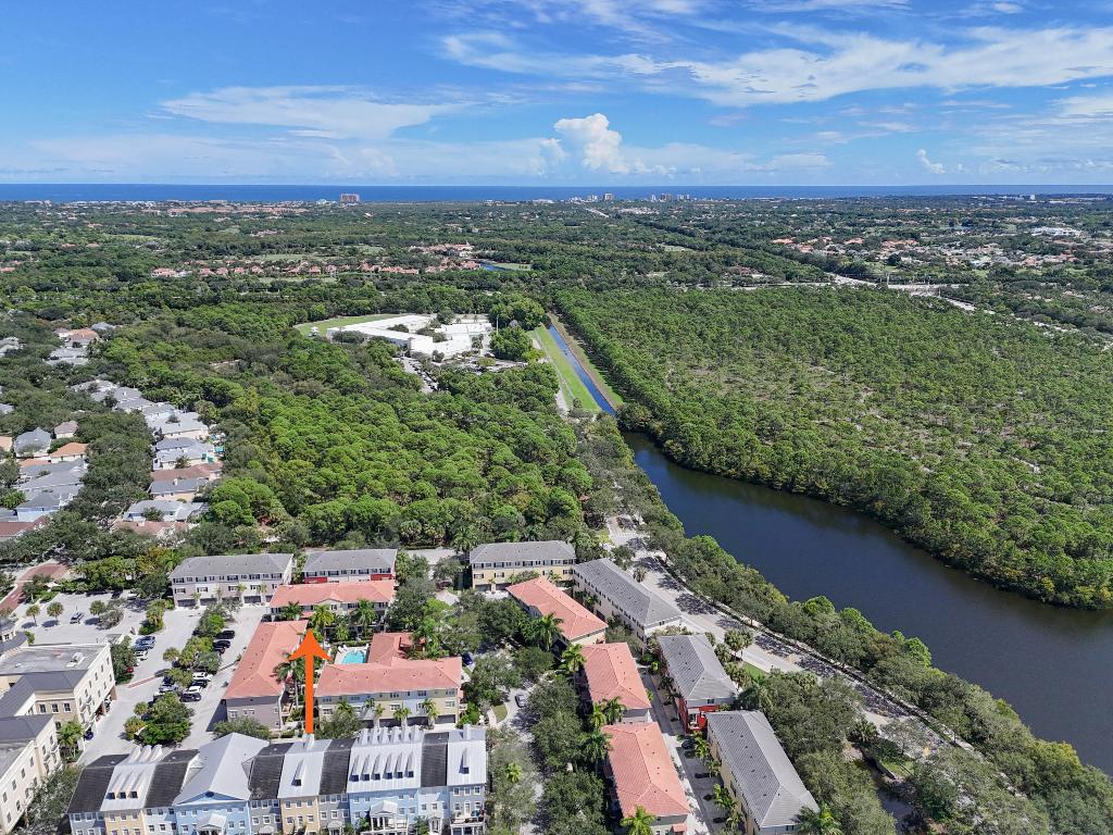 143 Greenwich Circle