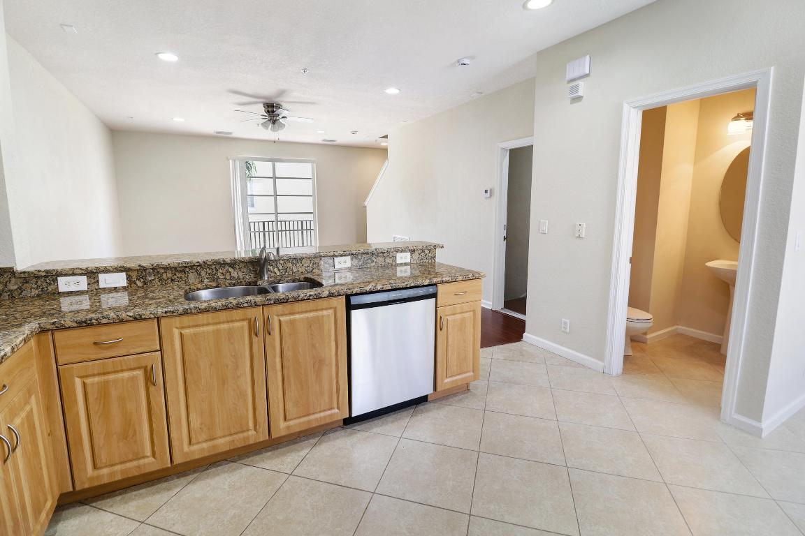 143 Greenwich Circle