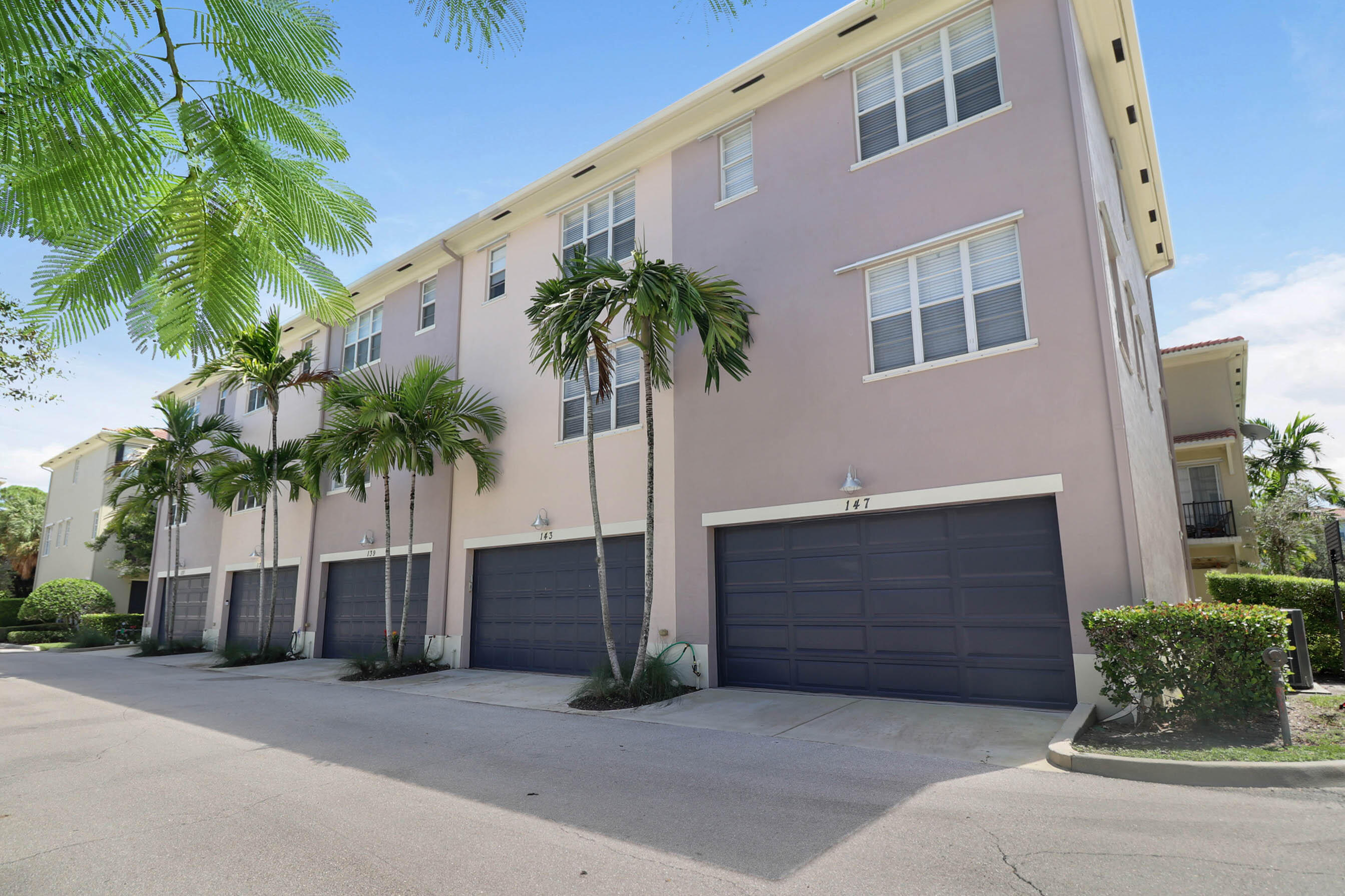 143 Greenwich Circle