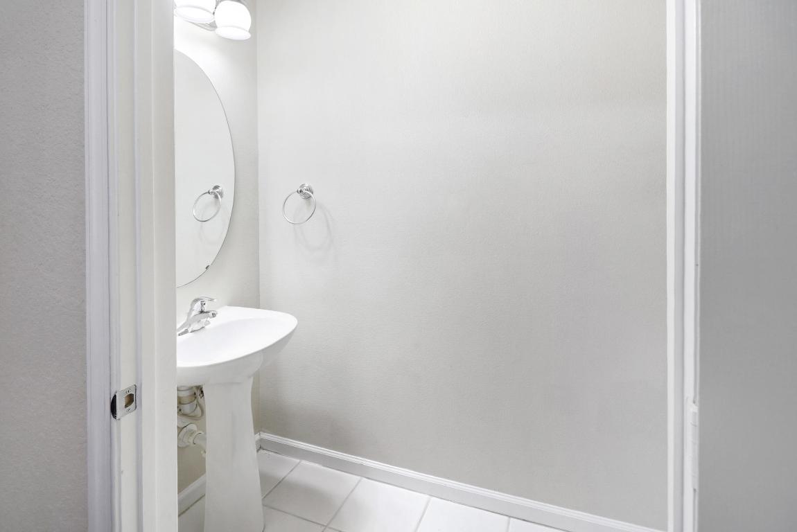 143 Greenwich Circle