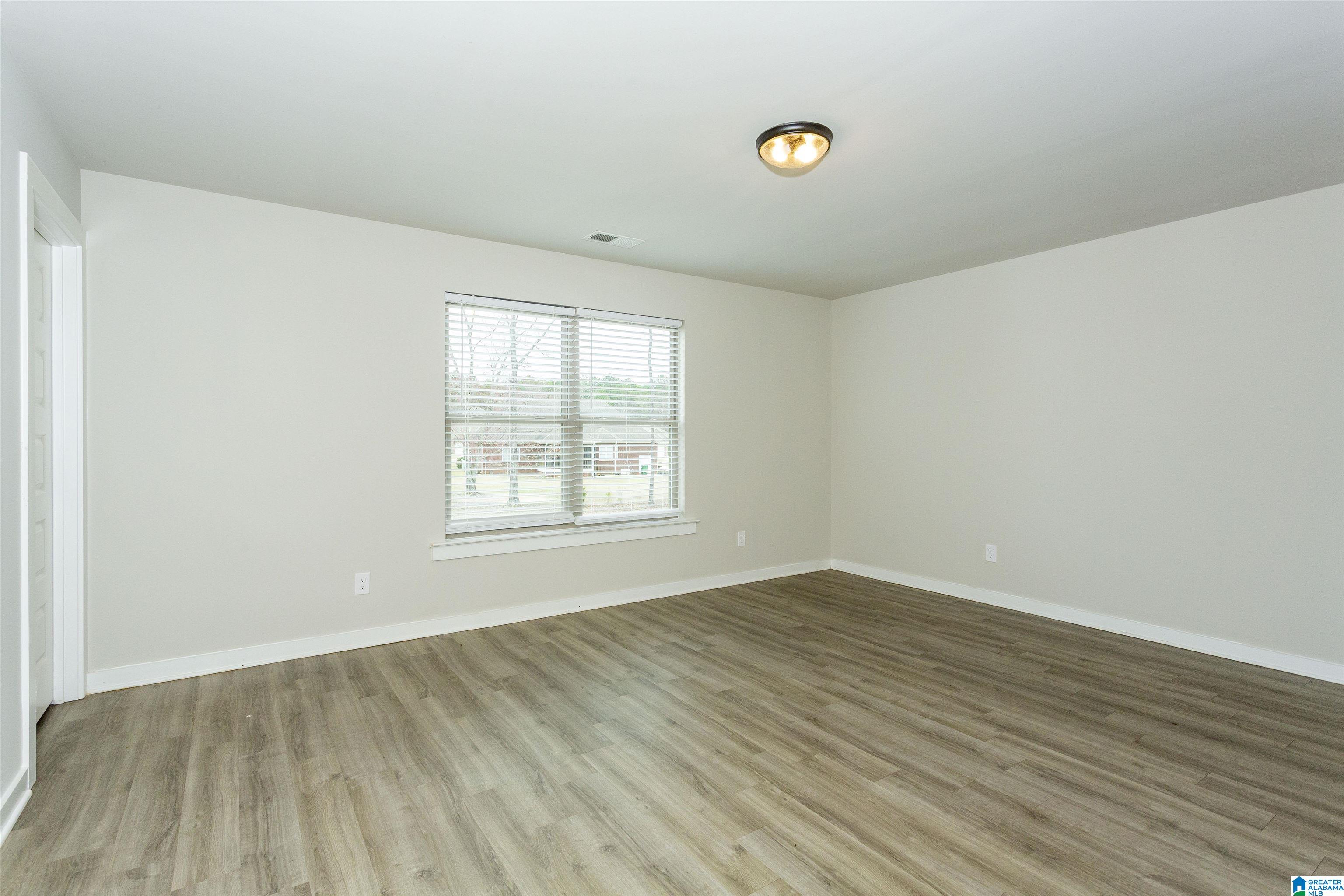 505 RIDGE VIEW CIRCLE