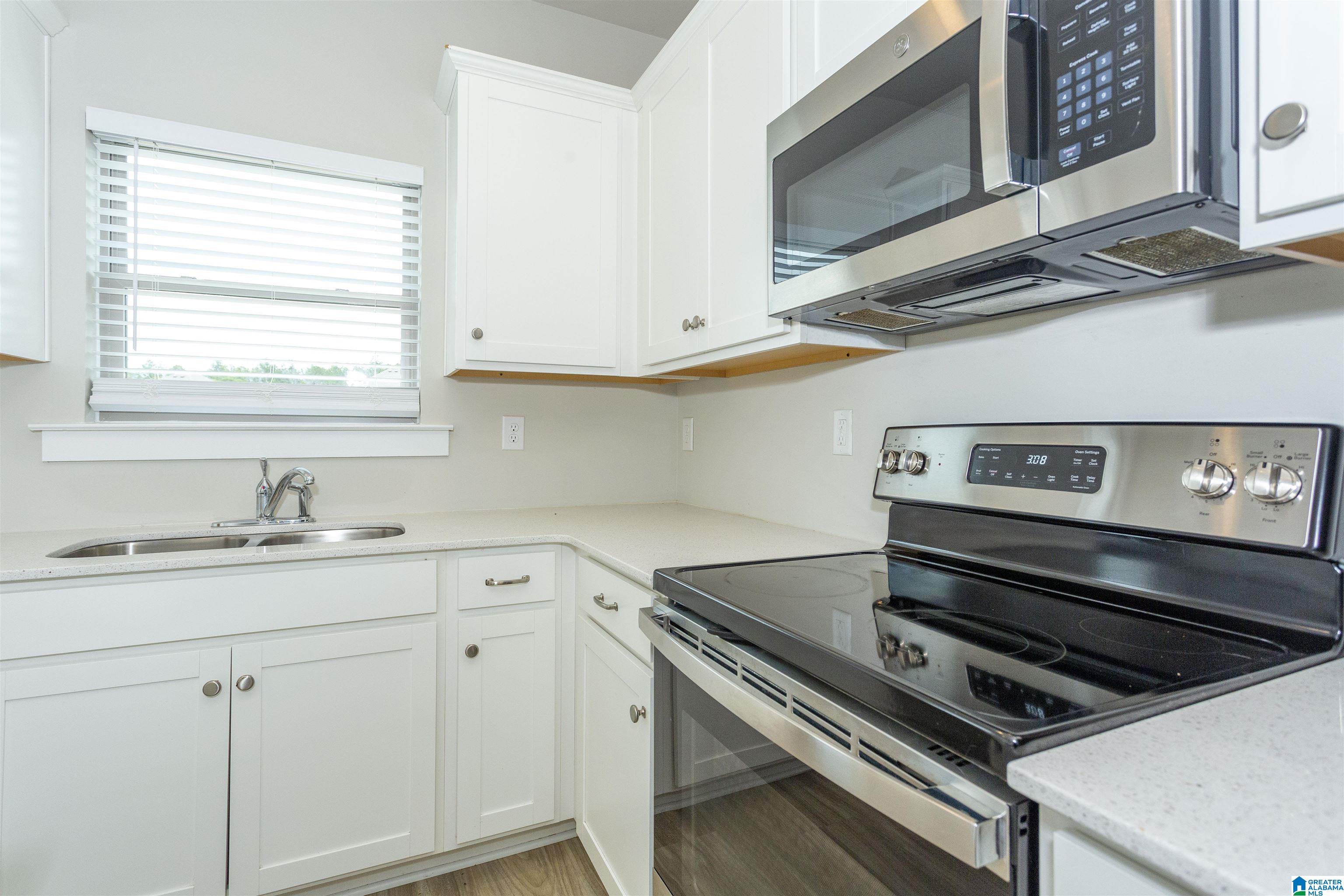 505 RIDGE VIEW CIRCLE