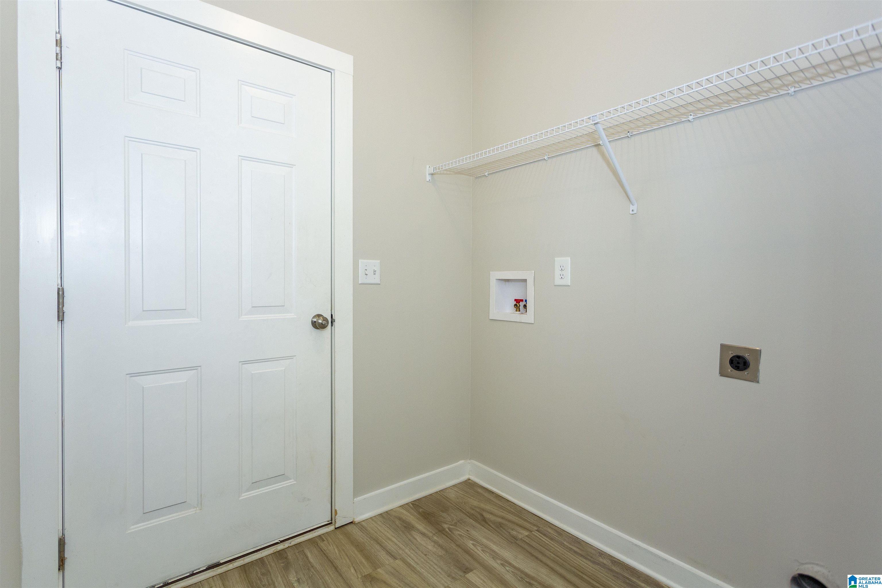 505 RIDGE VIEW CIRCLE