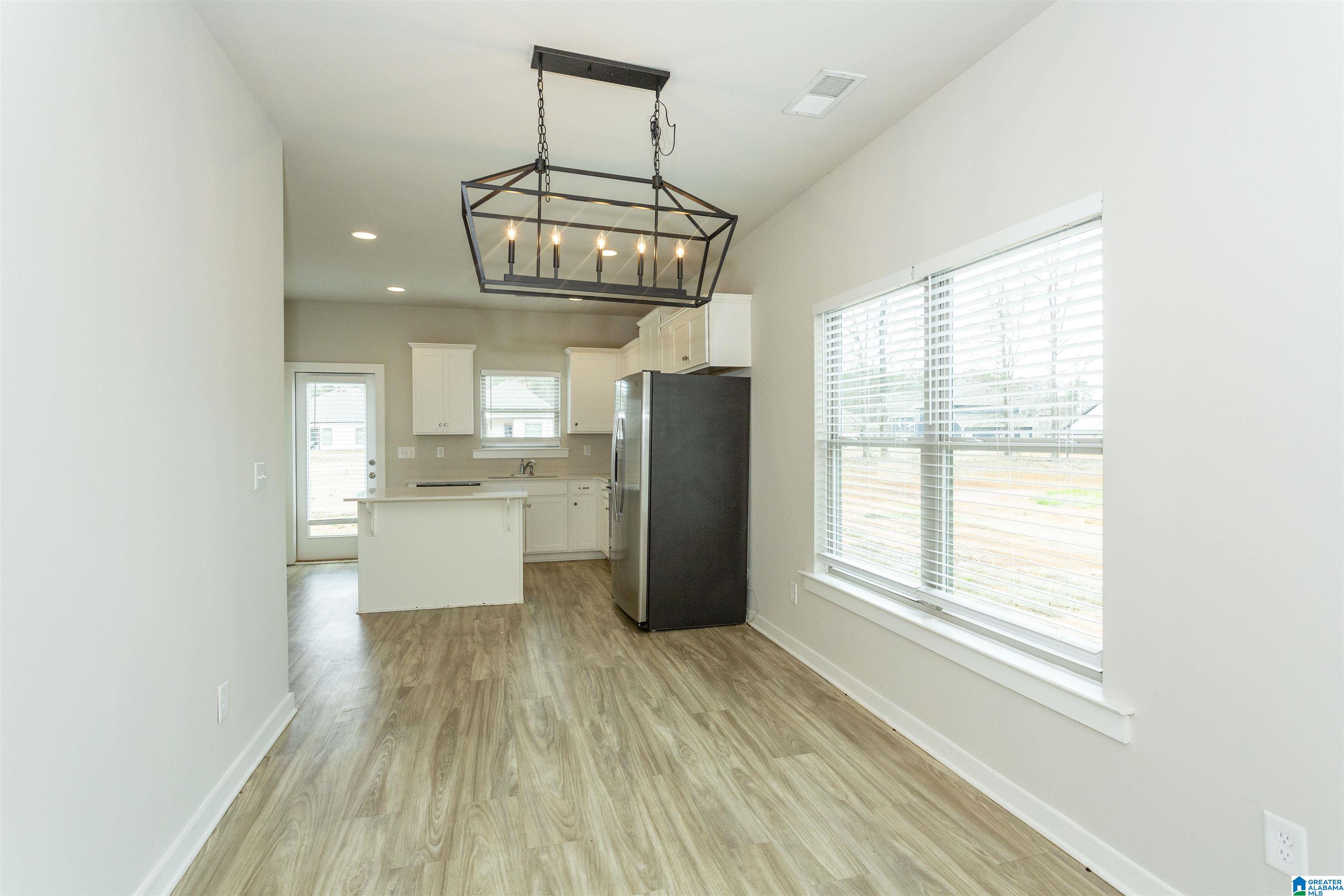505 RIDGE VIEW CIRCLE