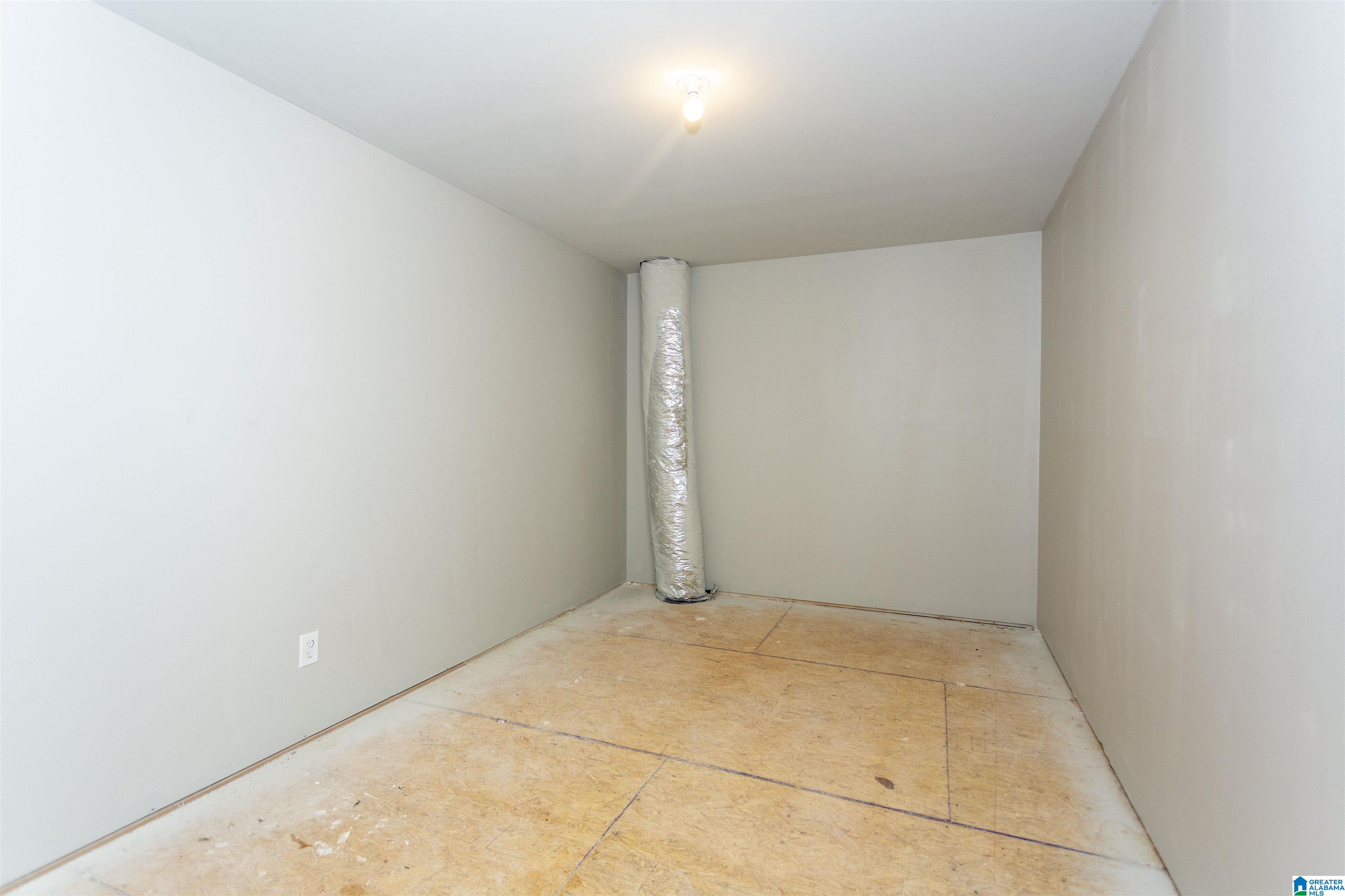 505 RIDGE VIEW CIRCLE