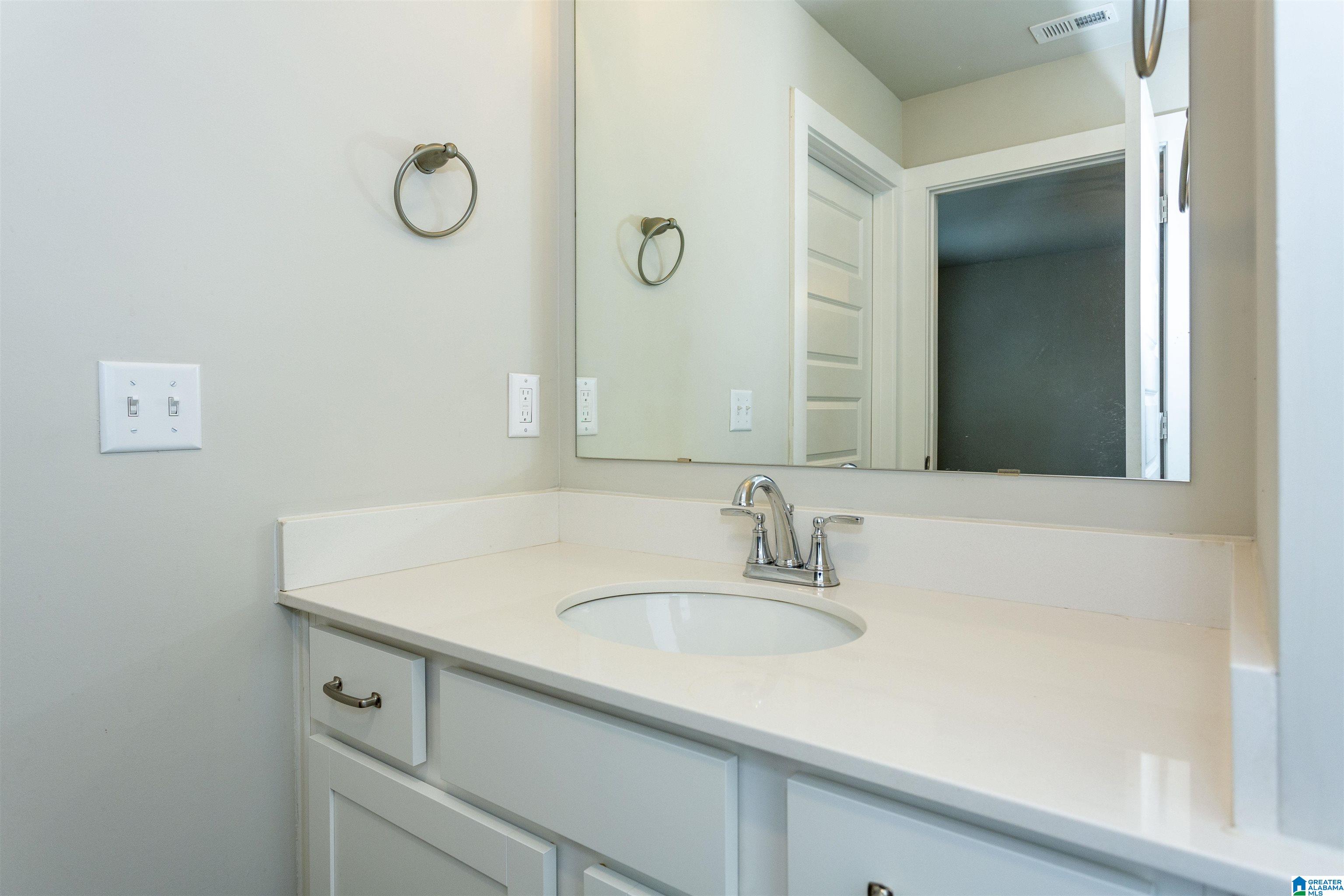 505 RIDGE VIEW CIRCLE
