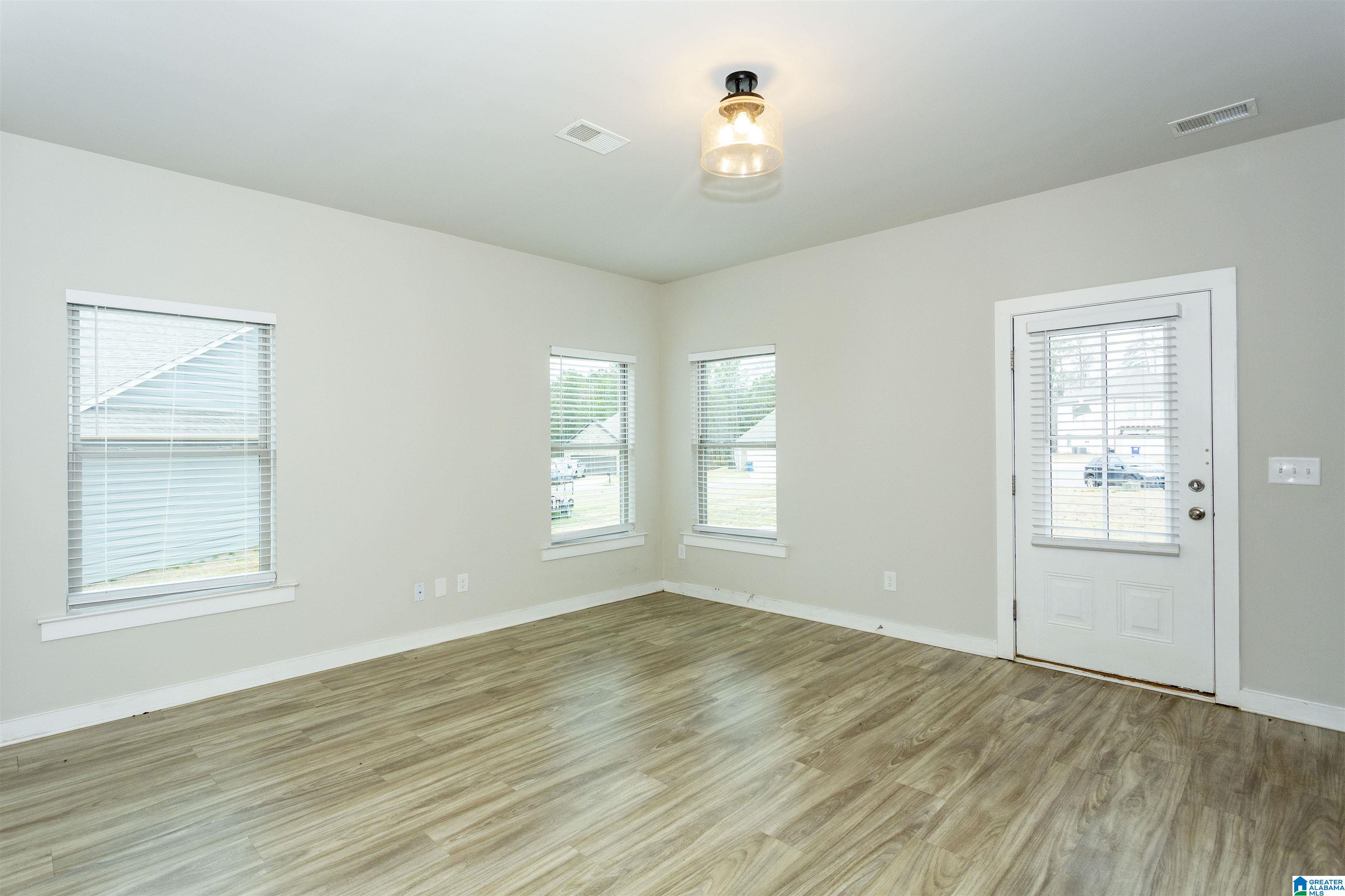 505 RIDGE VIEW CIRCLE