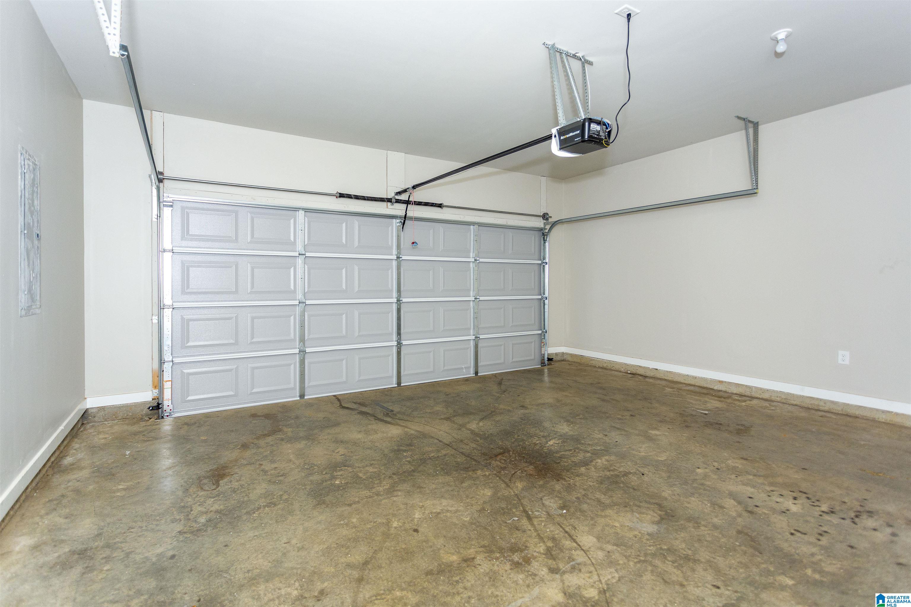 505 RIDGE VIEW CIRCLE