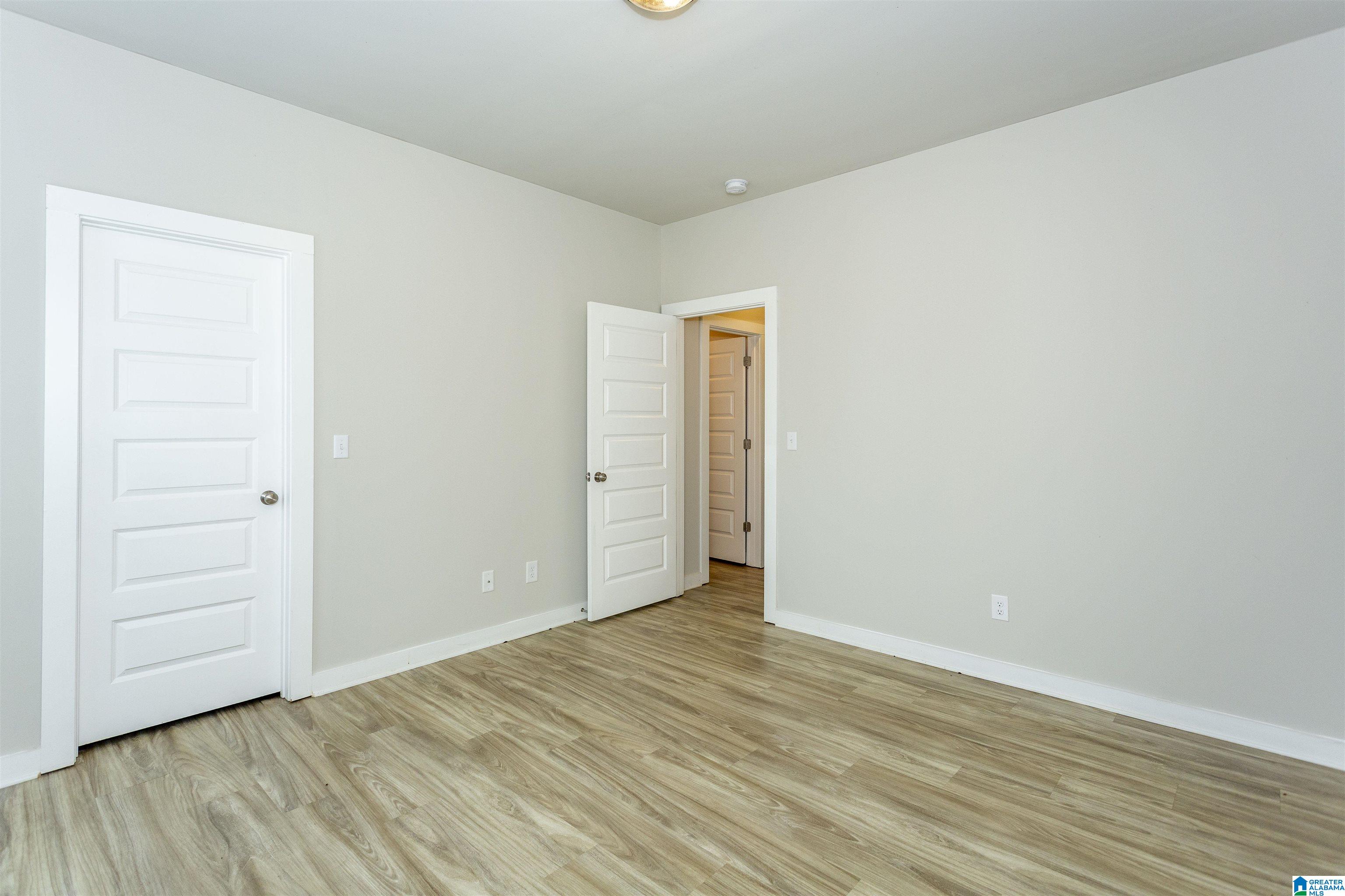 505 RIDGE VIEW CIRCLE