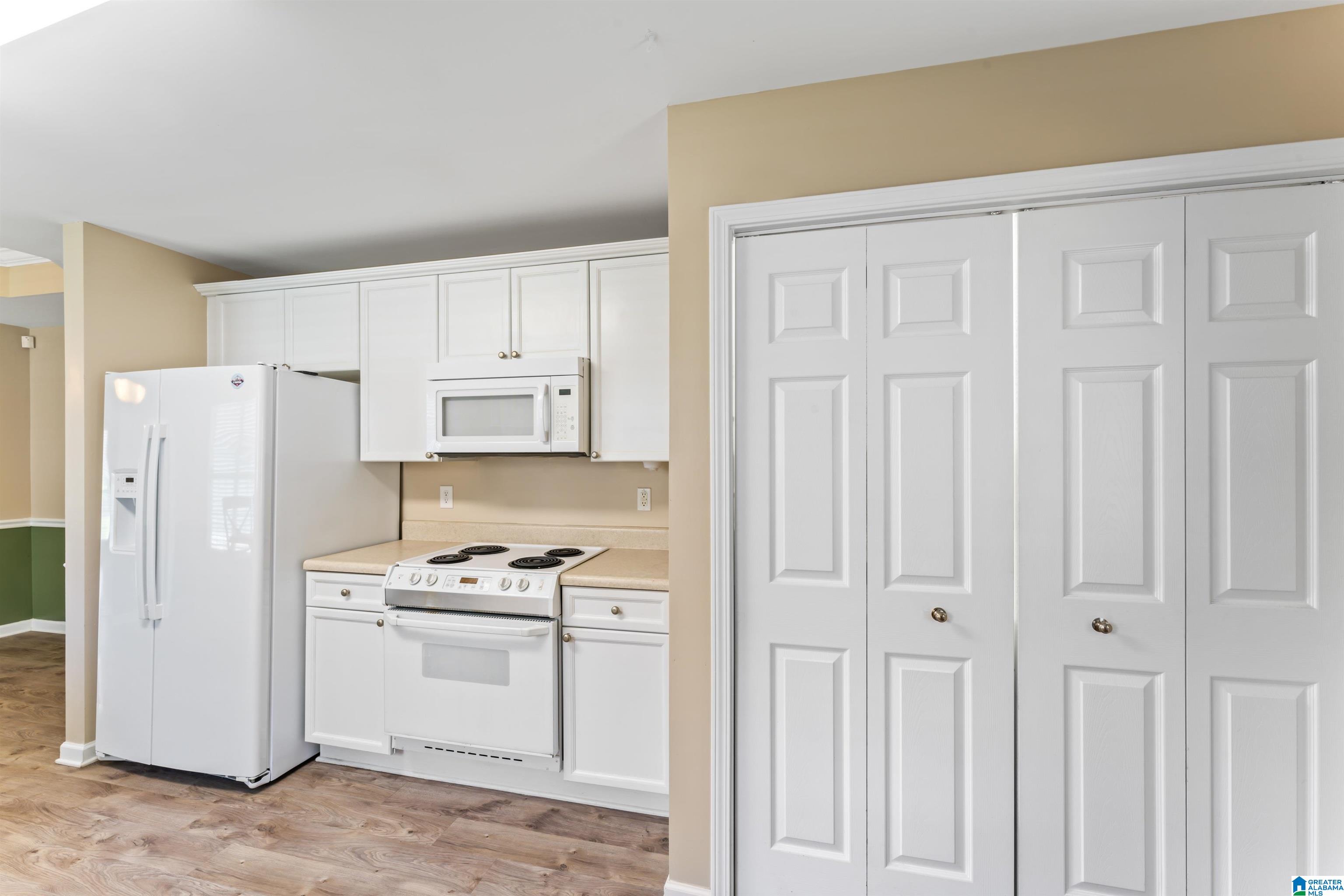 3918 CAYLAN COVE