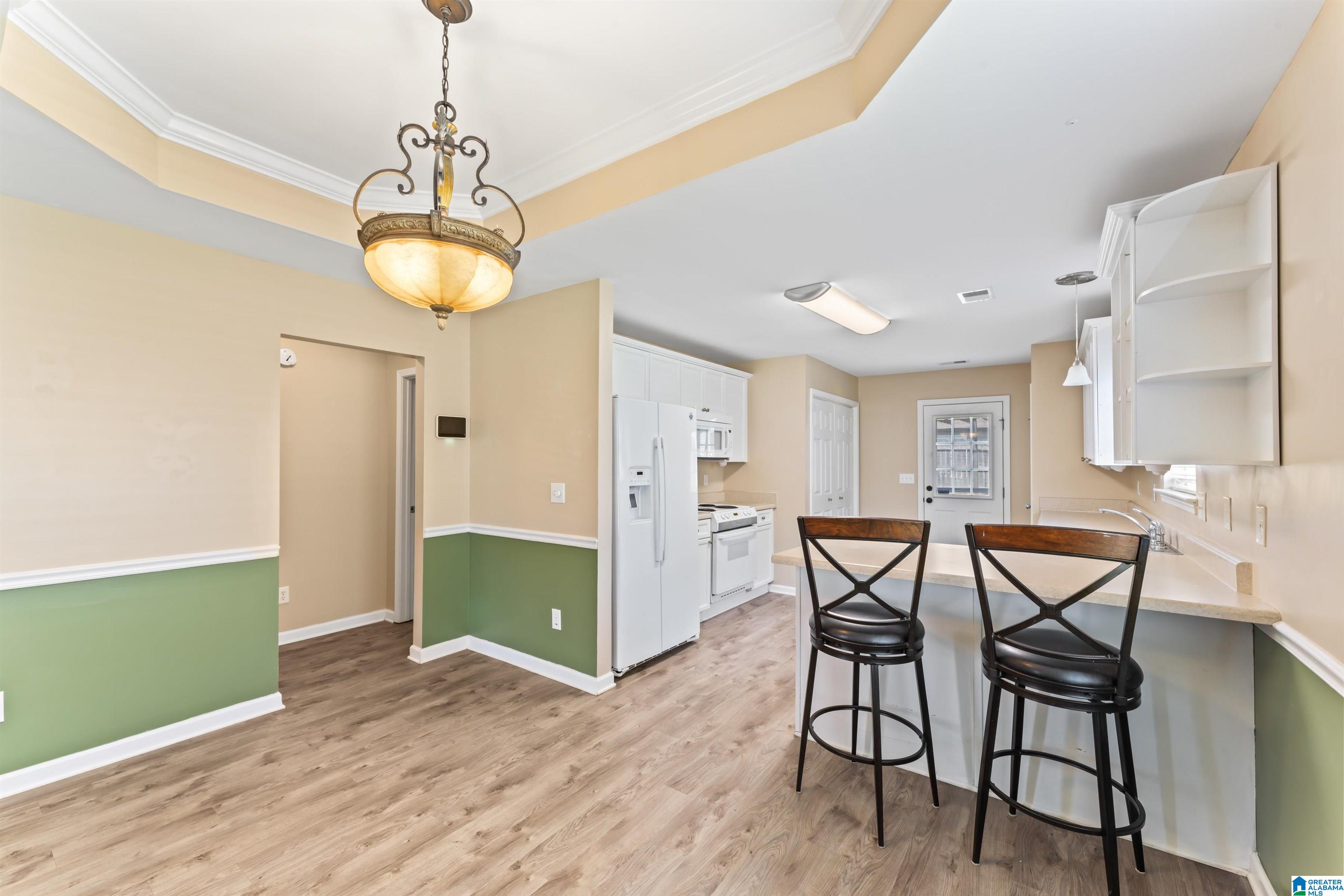 3918 CAYLAN COVE