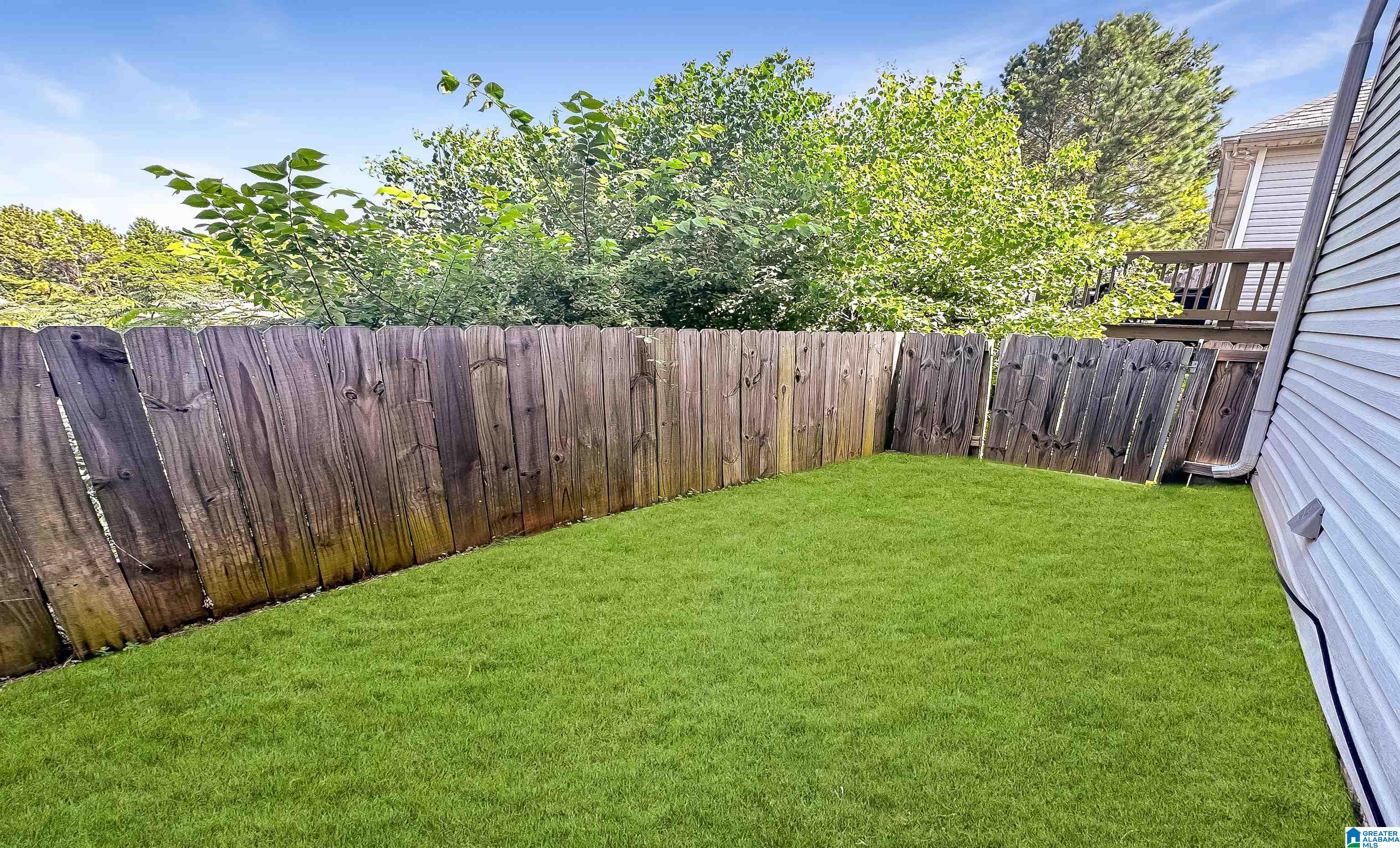 162 VILLAGE LANE