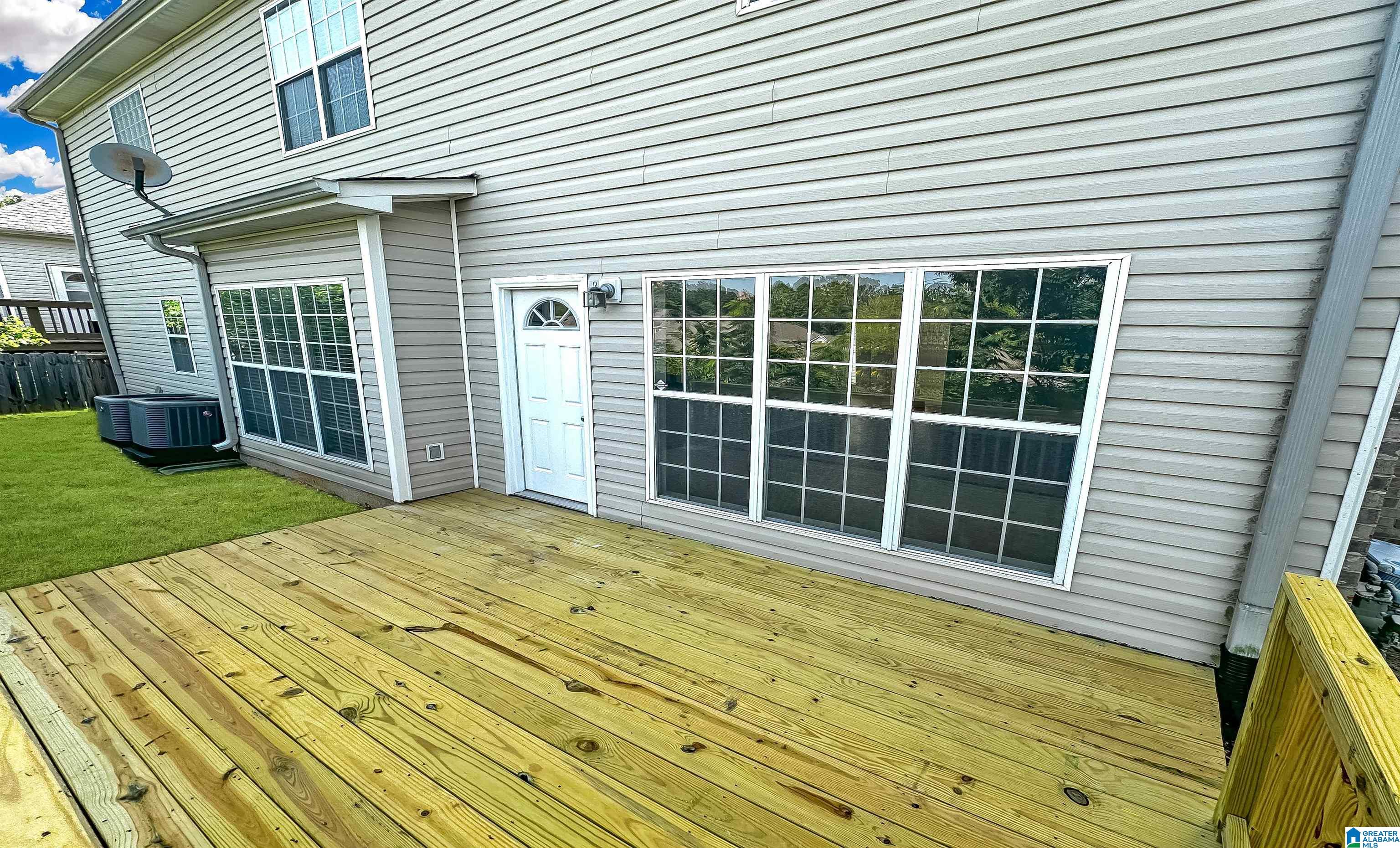 162 VILLAGE LANE