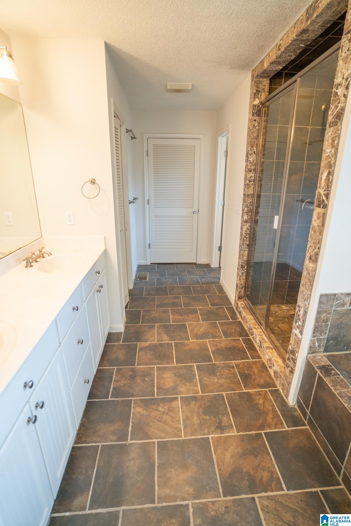 1224 SCHOOL ROAD SE