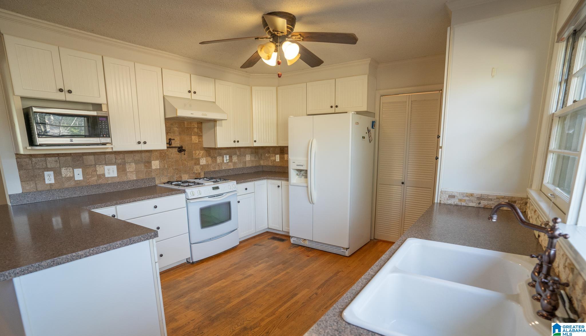 1224 SCHOOL ROAD SE