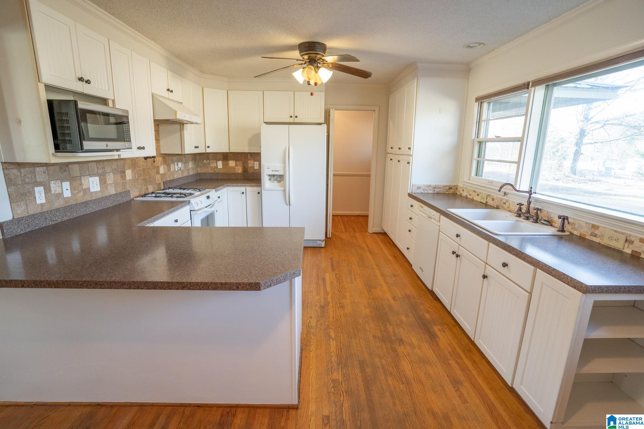 1224 SCHOOL ROAD SE