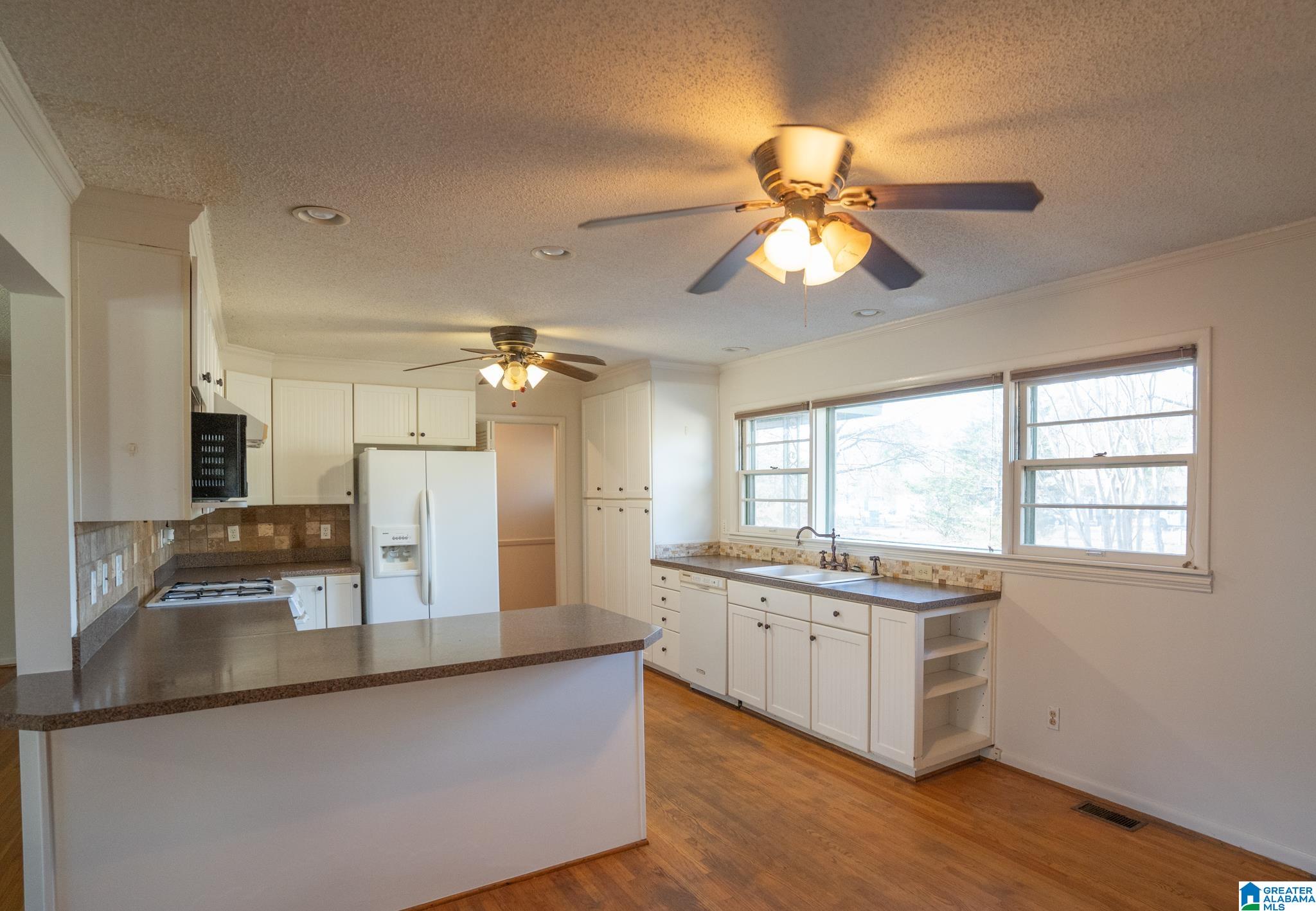 1224 SCHOOL ROAD SE