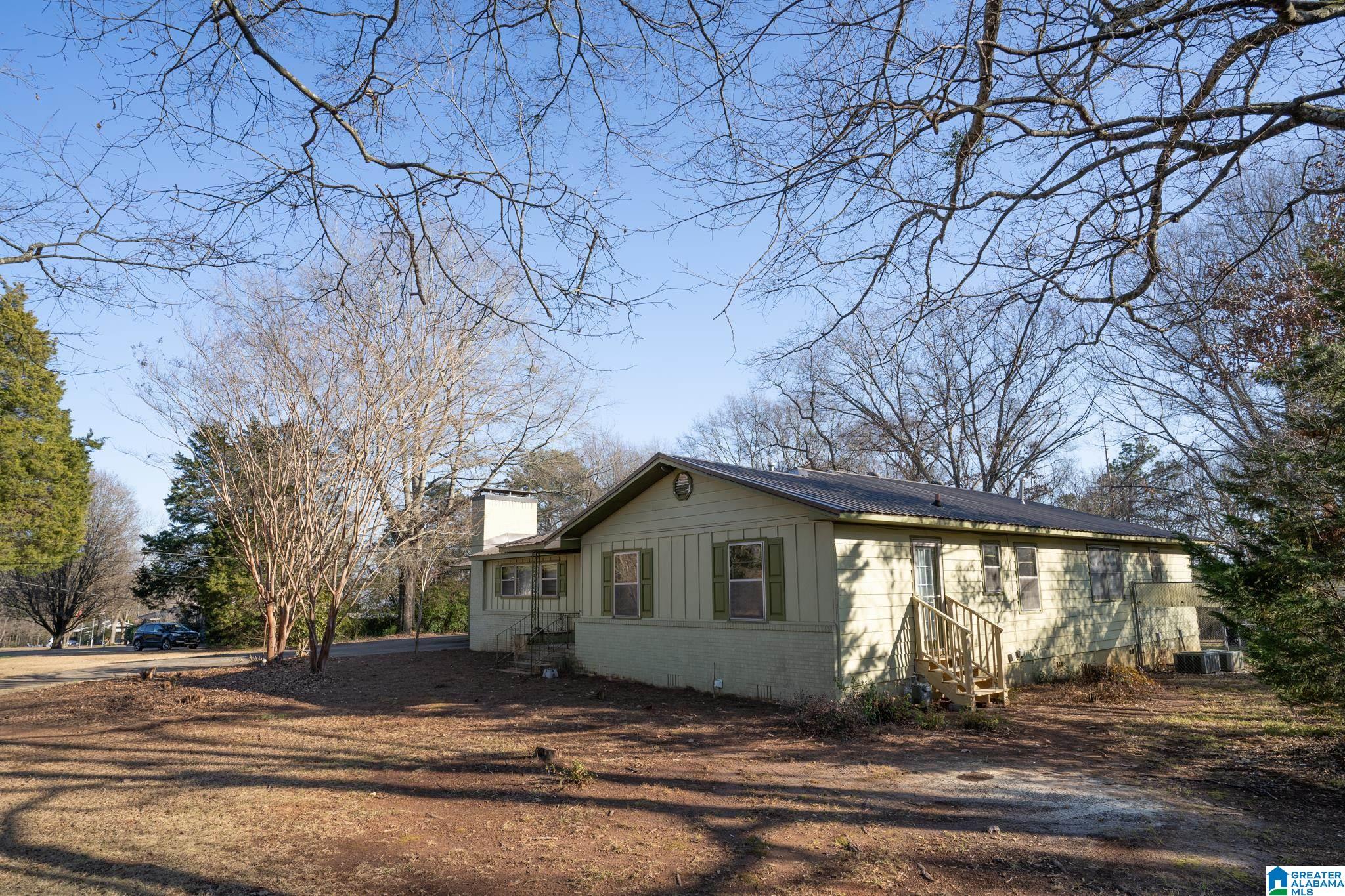 1224 SCHOOL ROAD SE