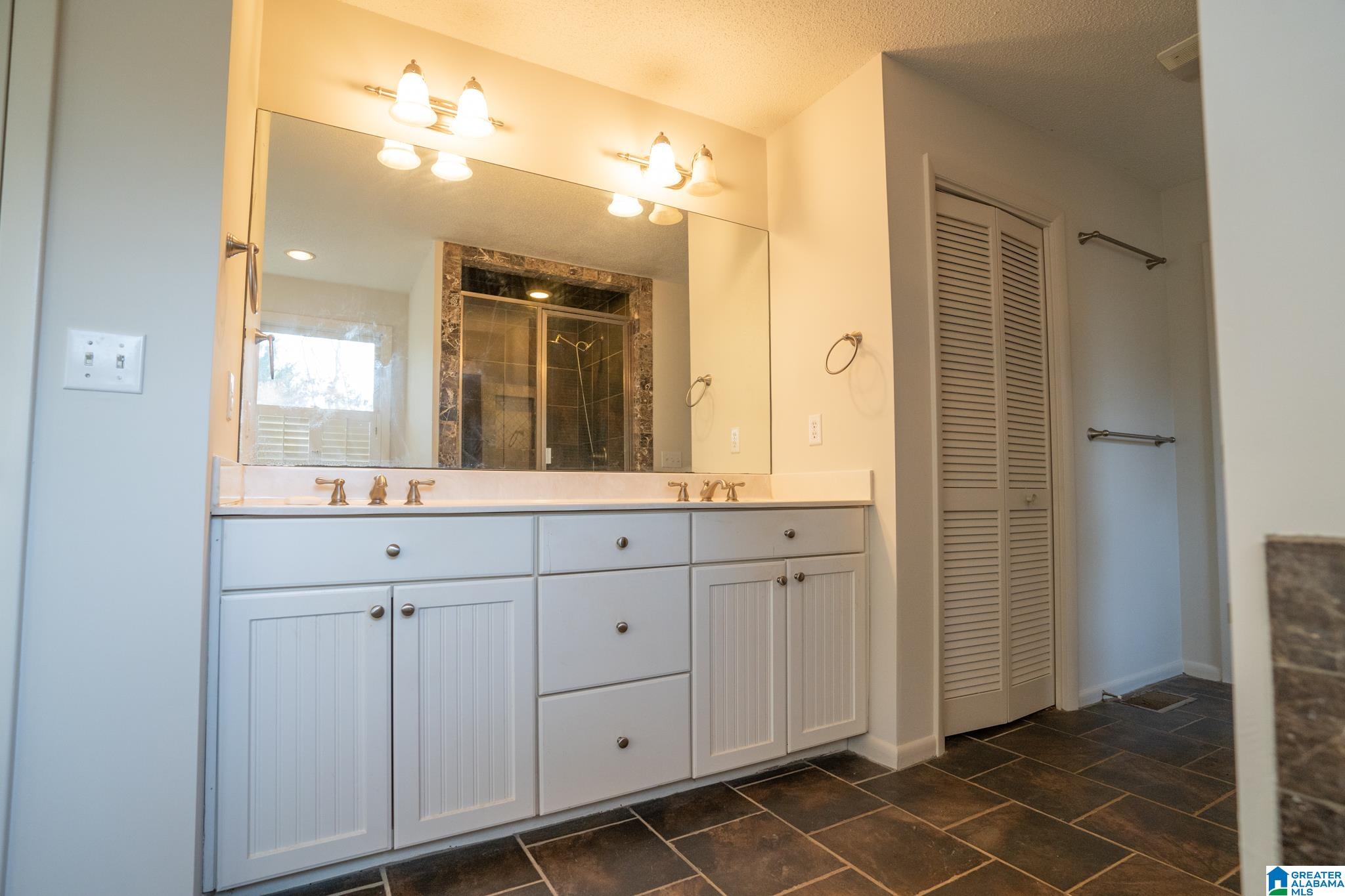 1224 SCHOOL ROAD SE