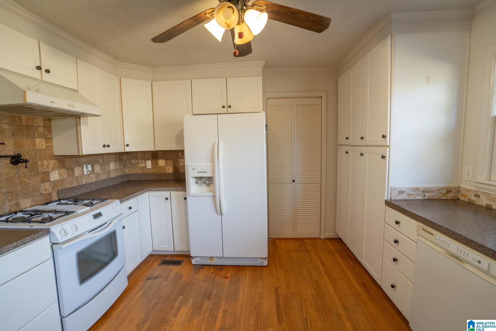 1224 SCHOOL ROAD SE