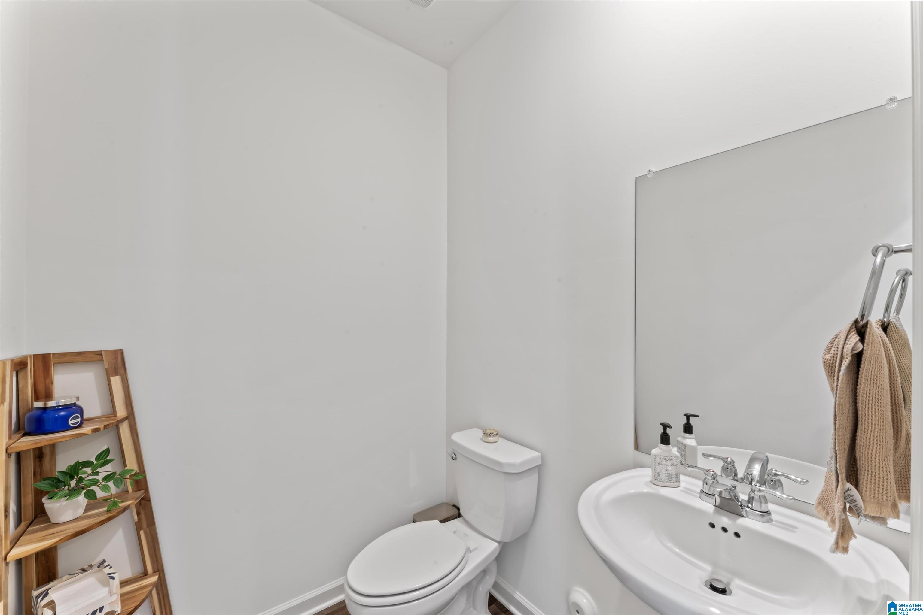 1063 ARCHERS TRAIL EAST