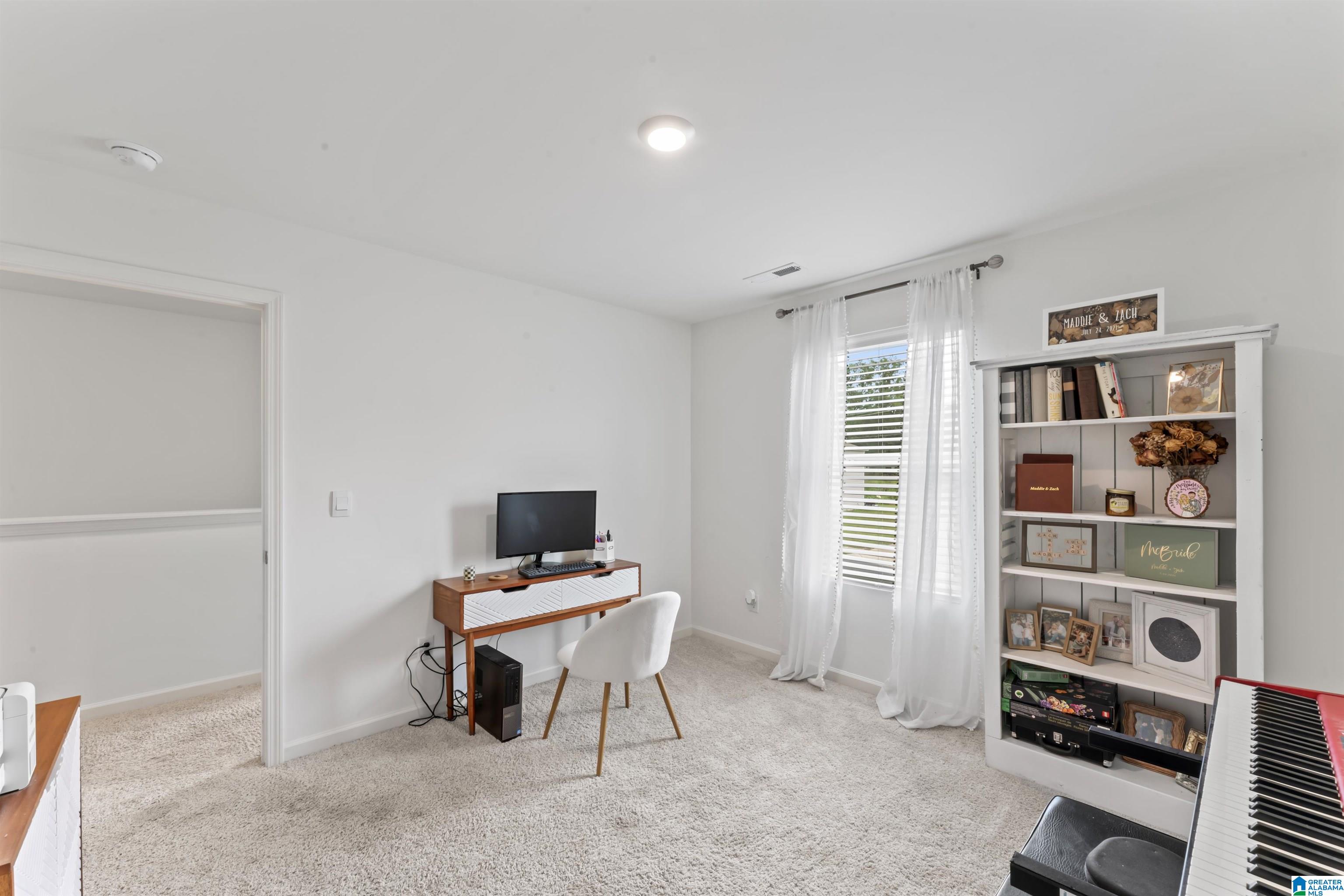 1063 ARCHERS TRAIL EAST