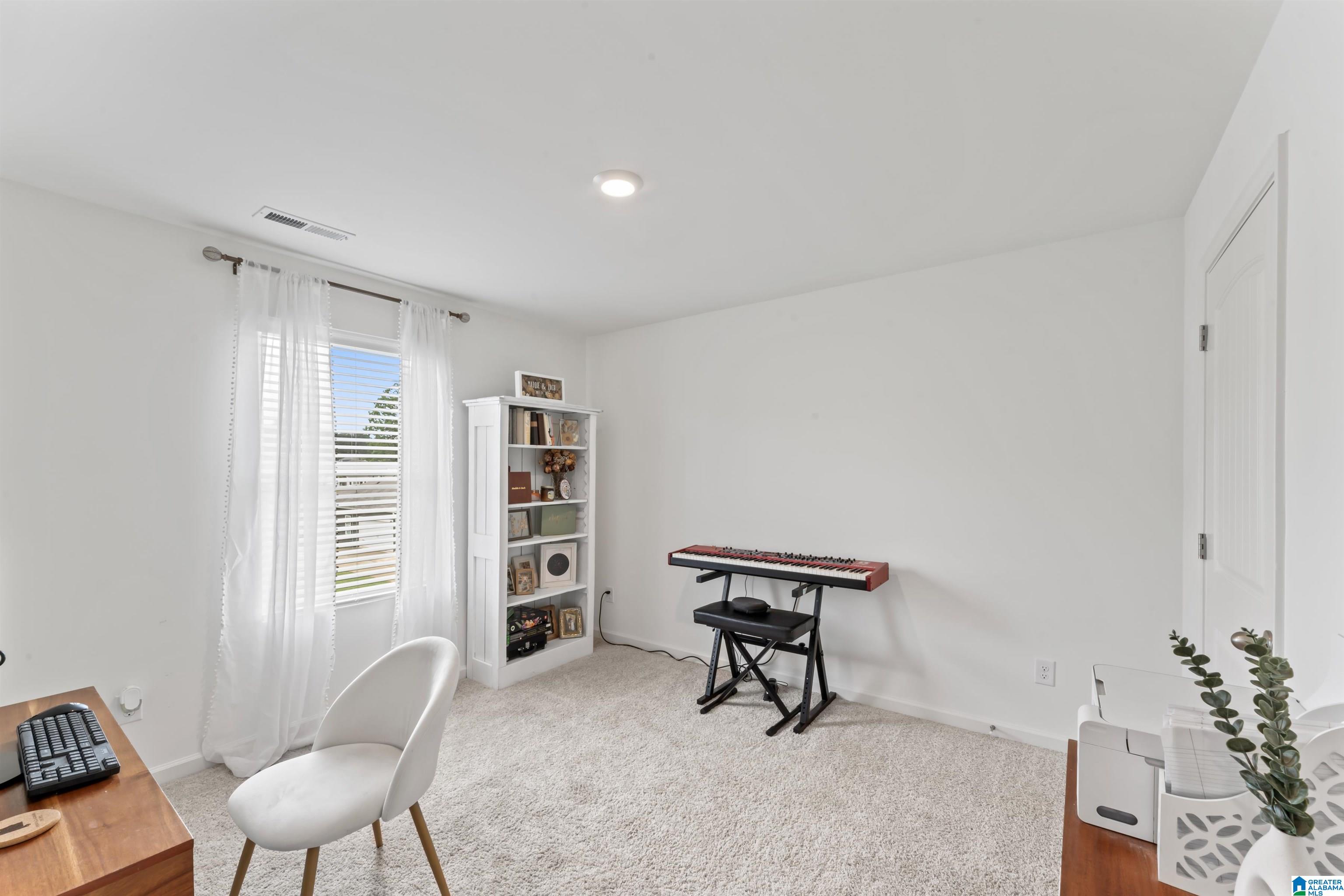 1063 ARCHERS TRAIL EAST