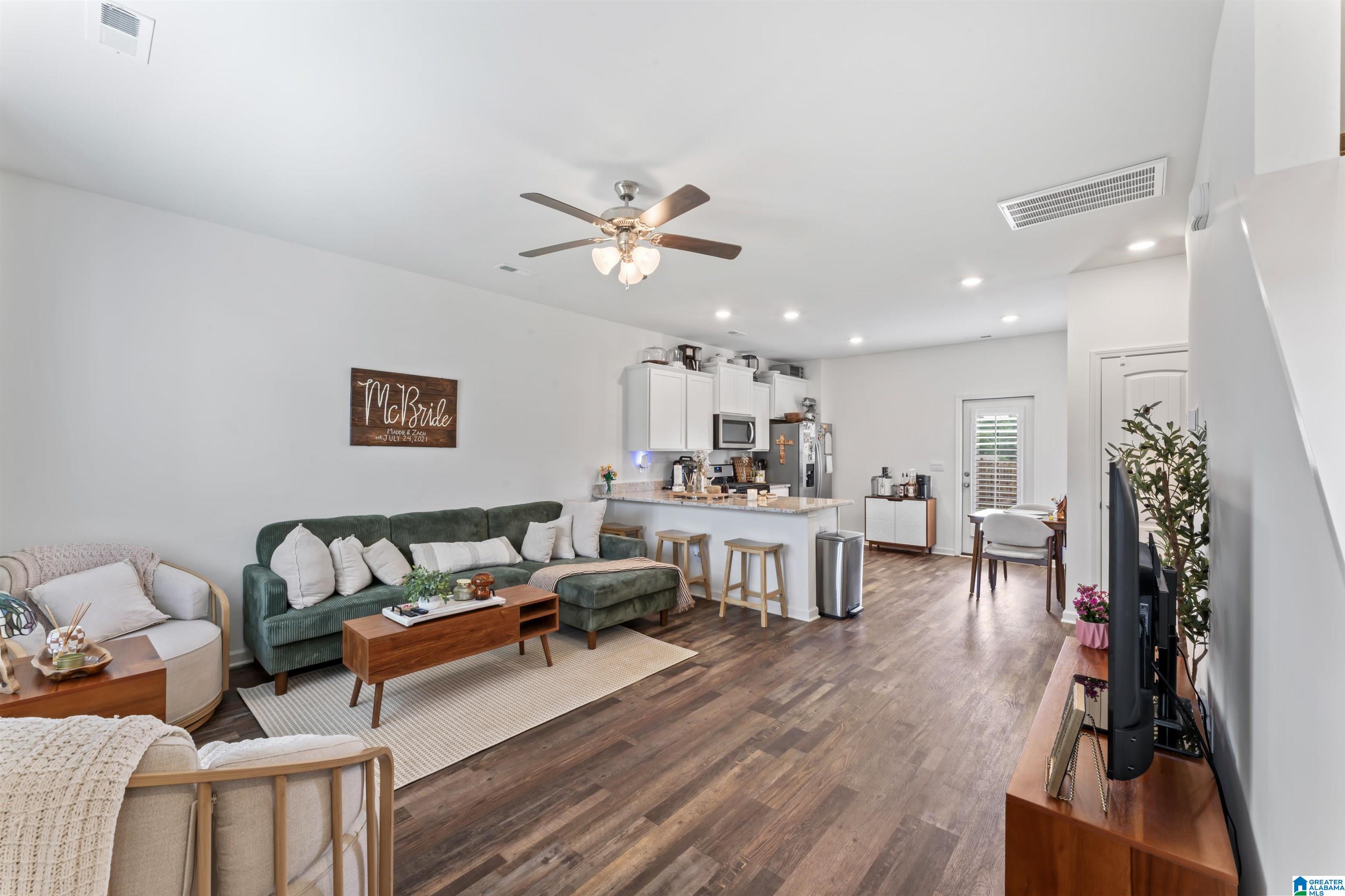 1063 ARCHERS TRAIL EAST