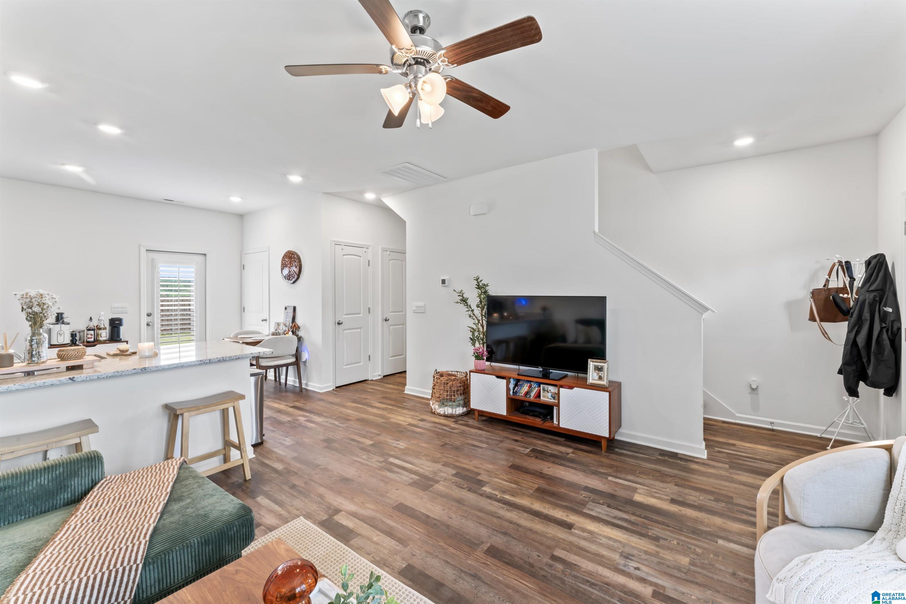 1063 ARCHERS TRAIL EAST