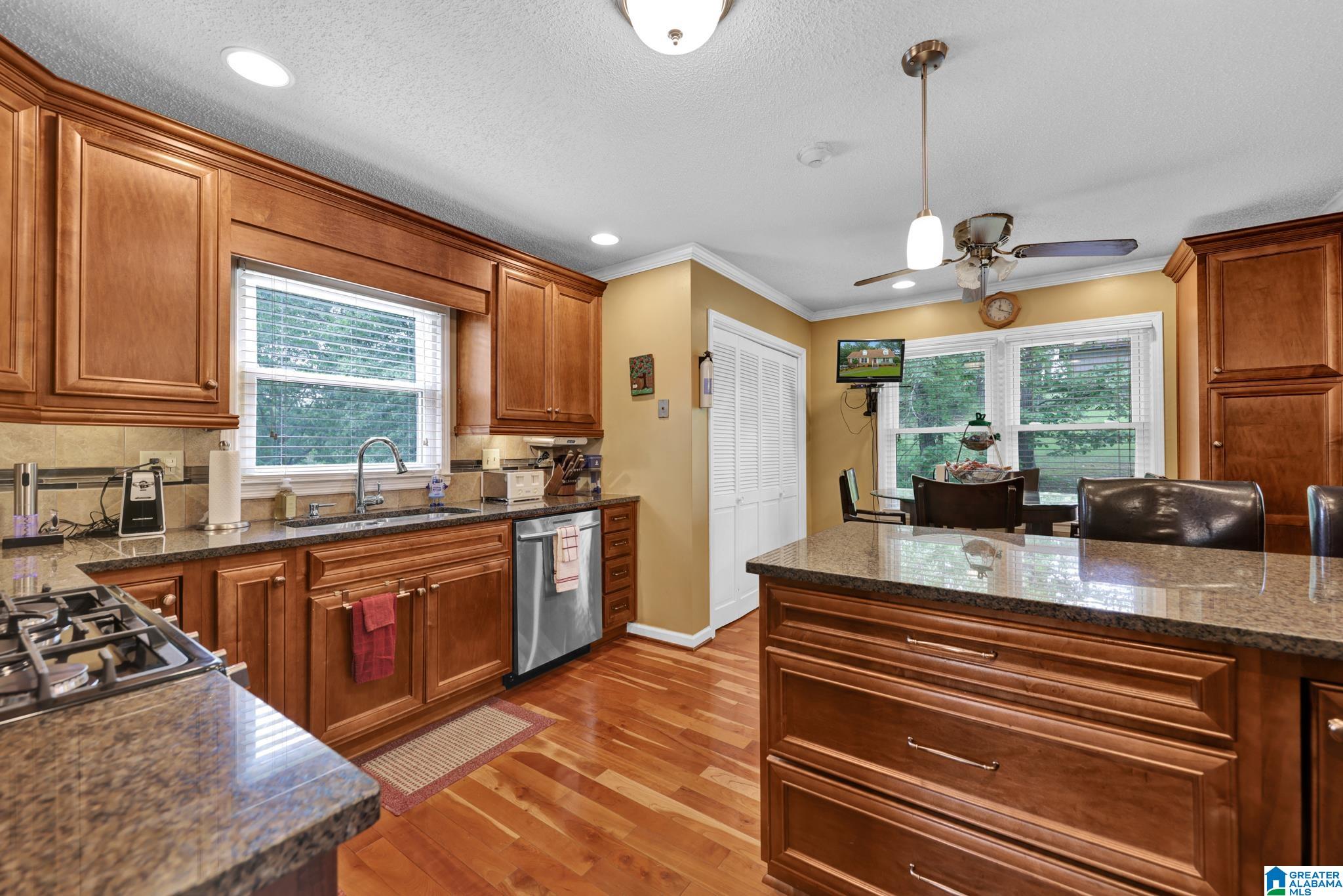 916 WOODBROOK ROAD