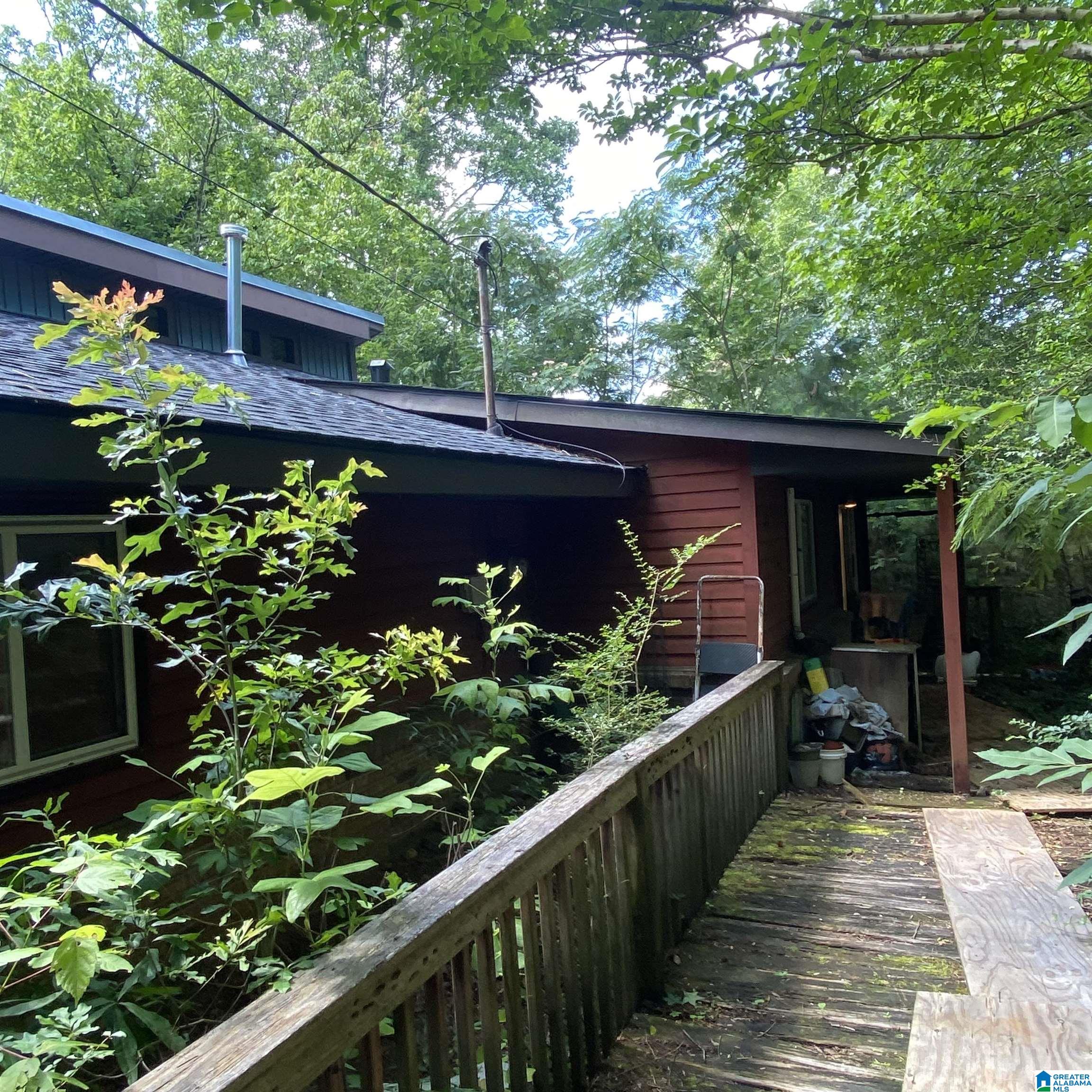5777 CENTER ROAD