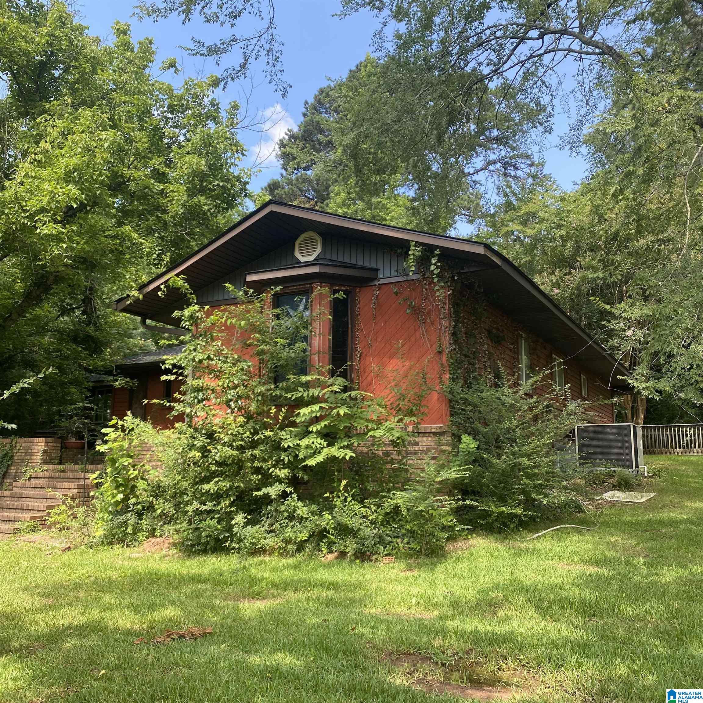 5777 CENTER ROAD