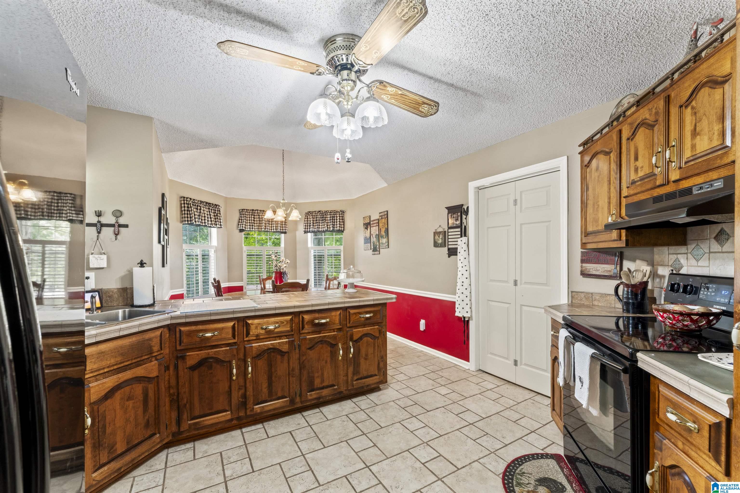1114 ROCK CREST DRIVE