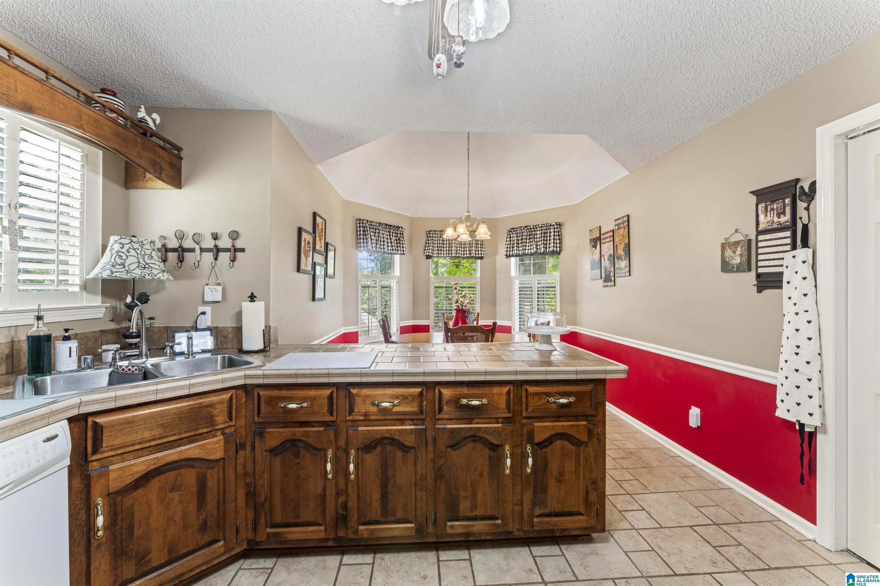 1114 ROCK CREST DRIVE