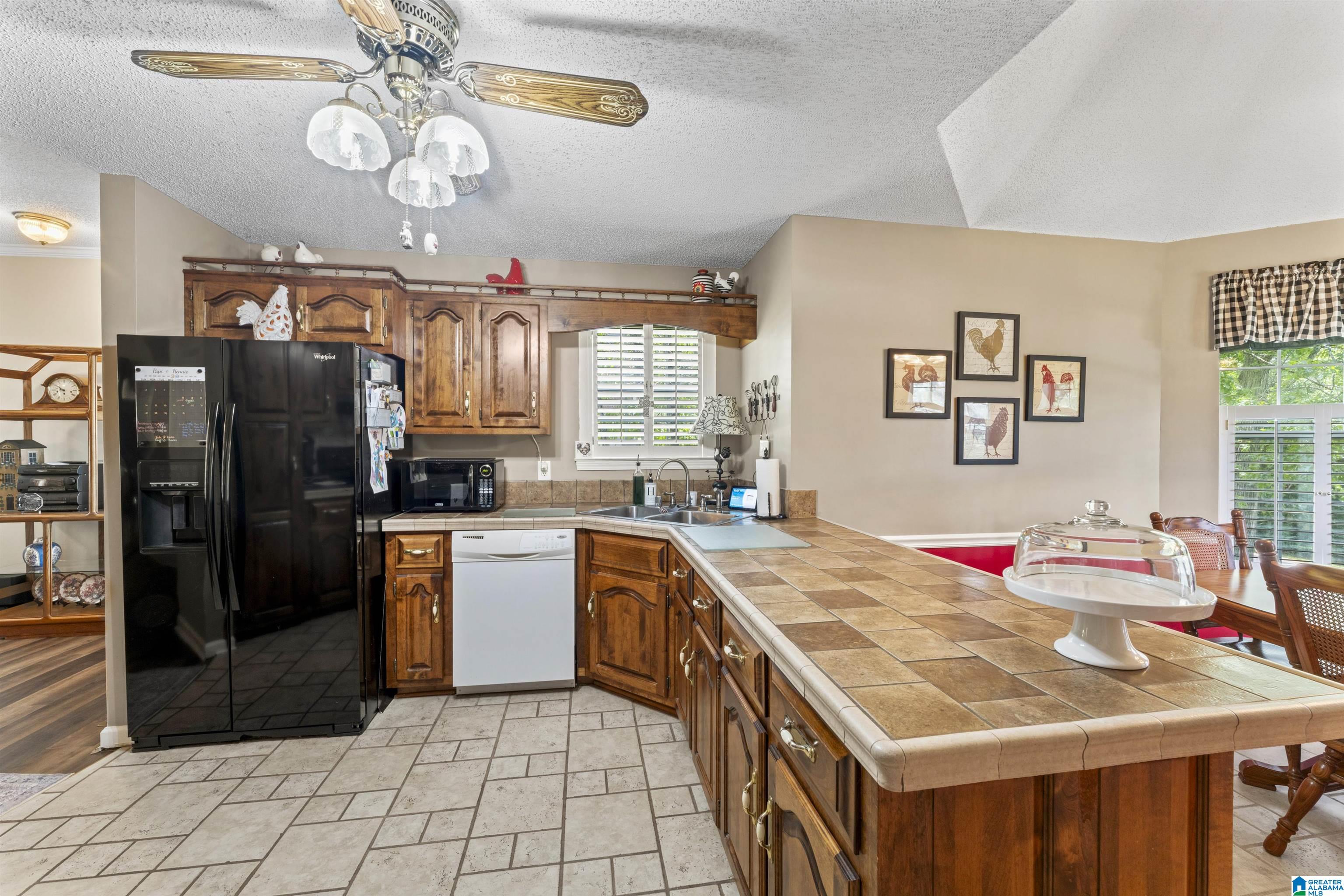 1114 ROCK CREST DRIVE