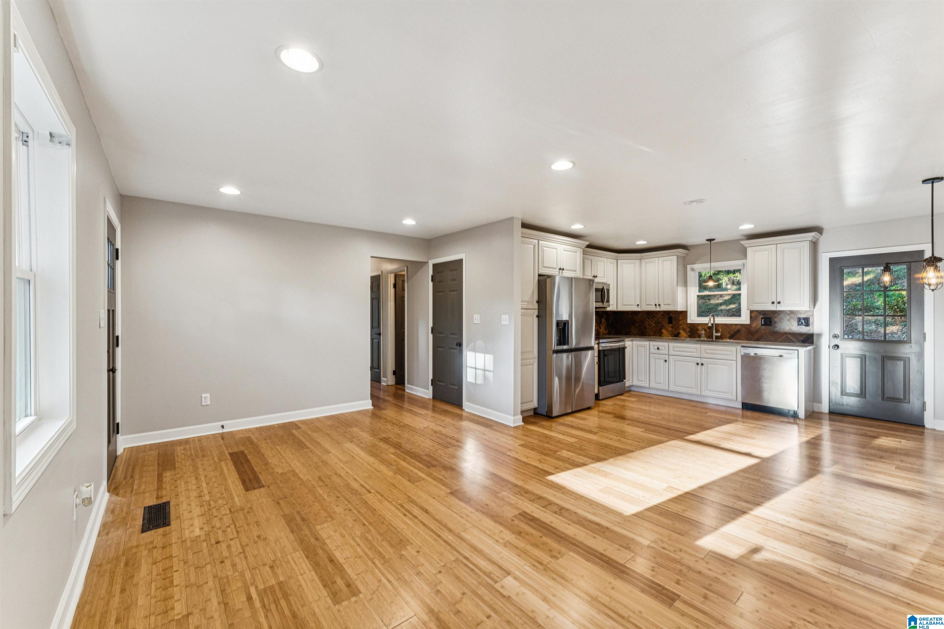 102 LYNN DRIVE
