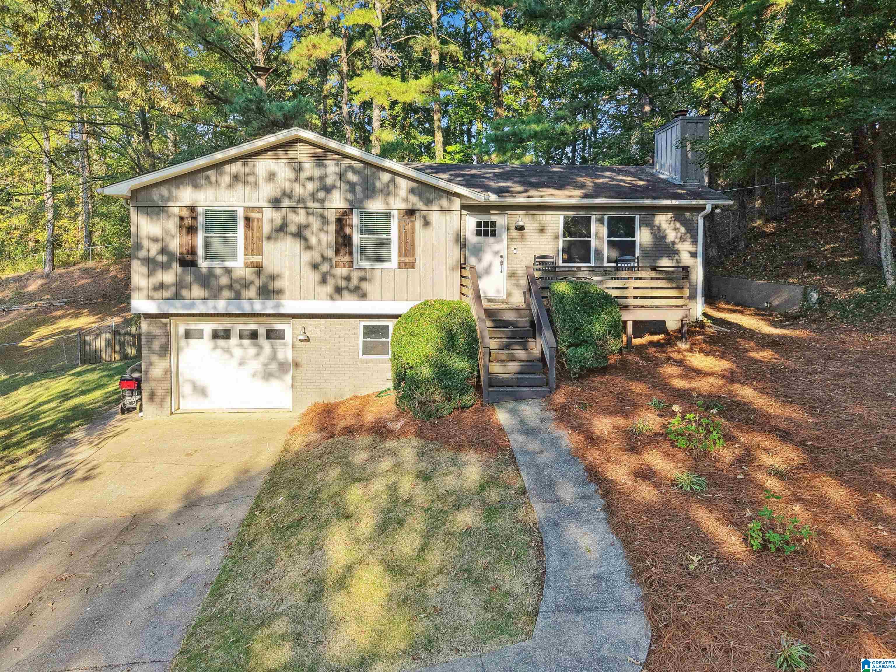 102 LYNN DRIVE