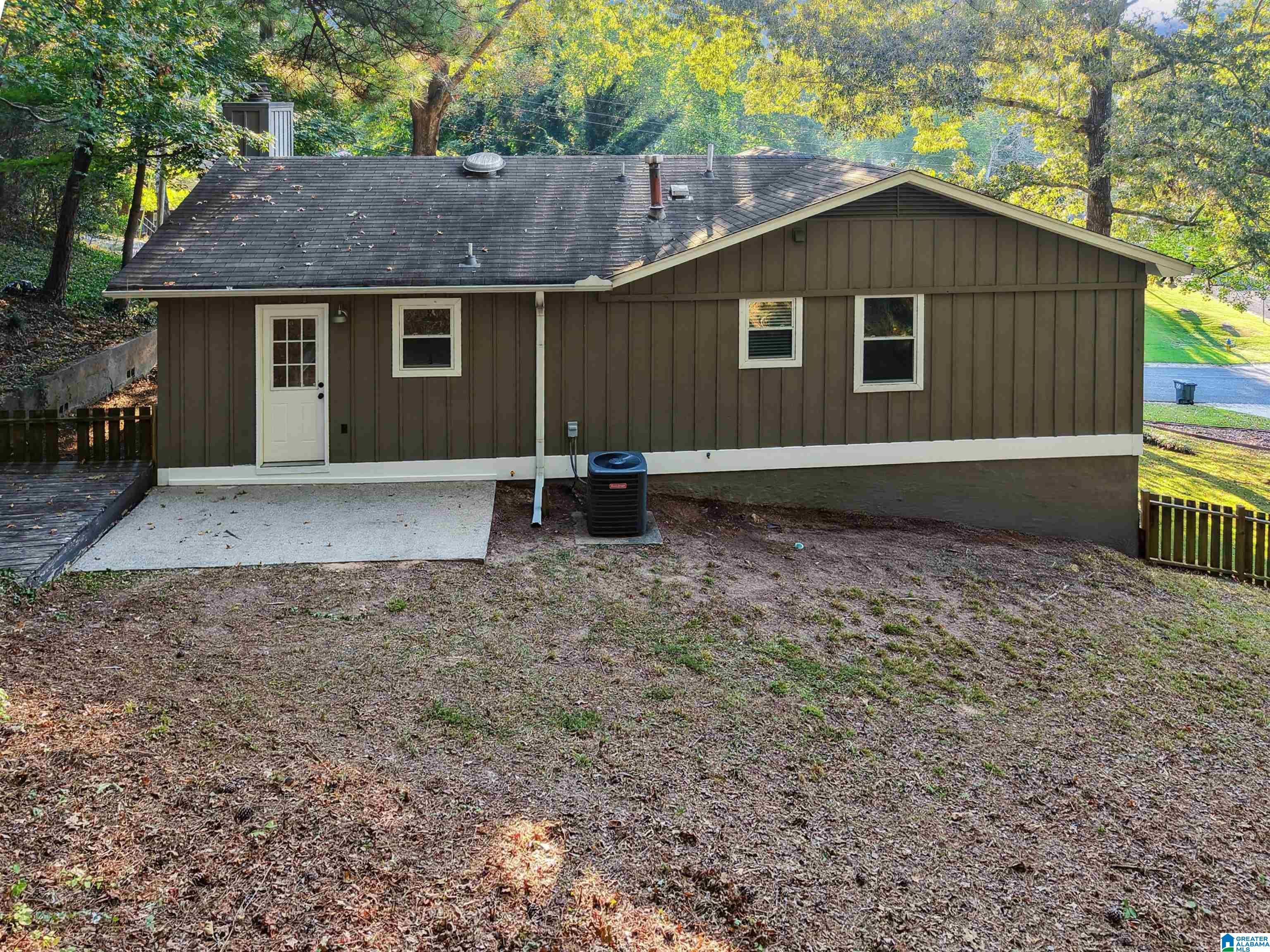 102 LYNN DRIVE