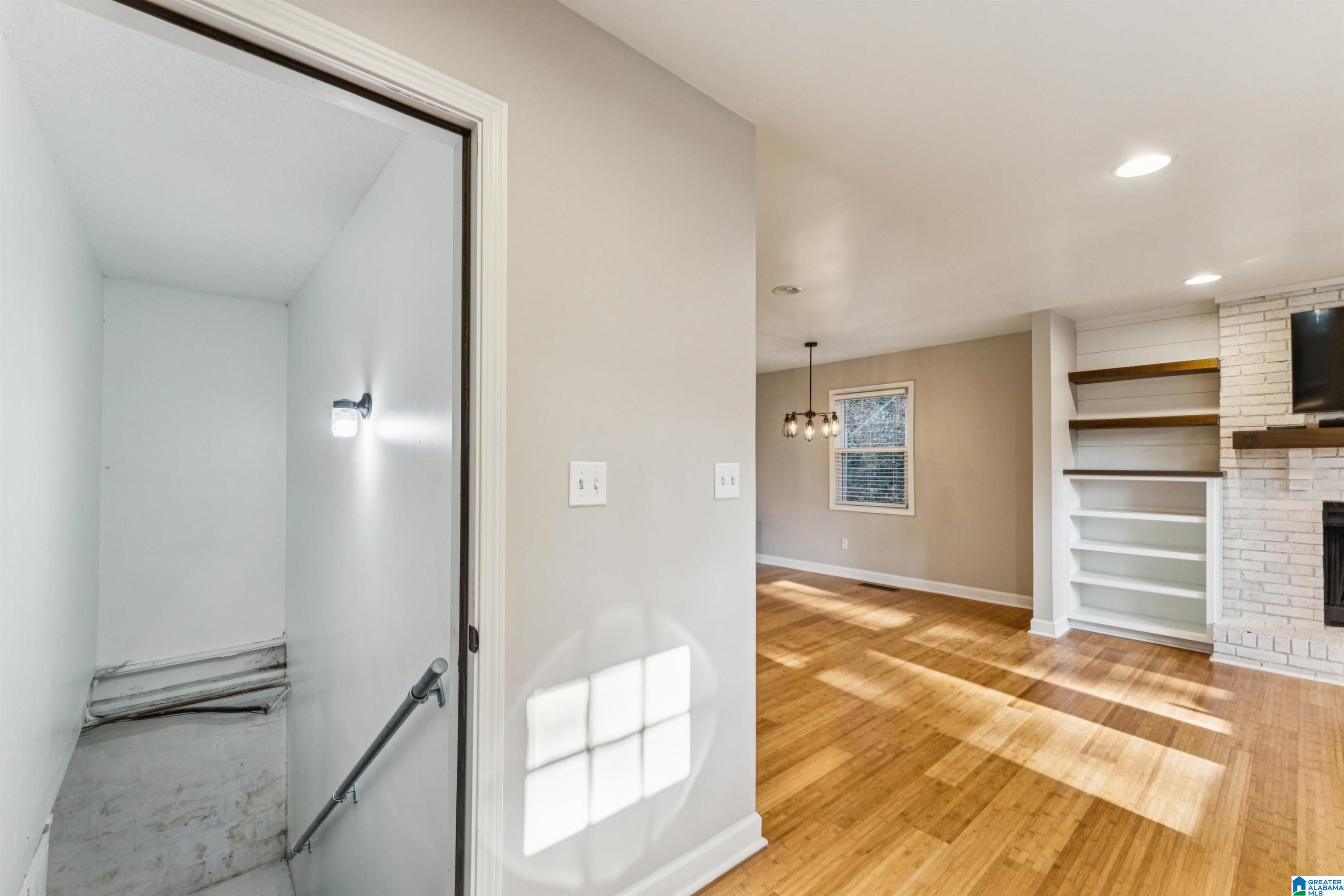 102 LYNN DRIVE