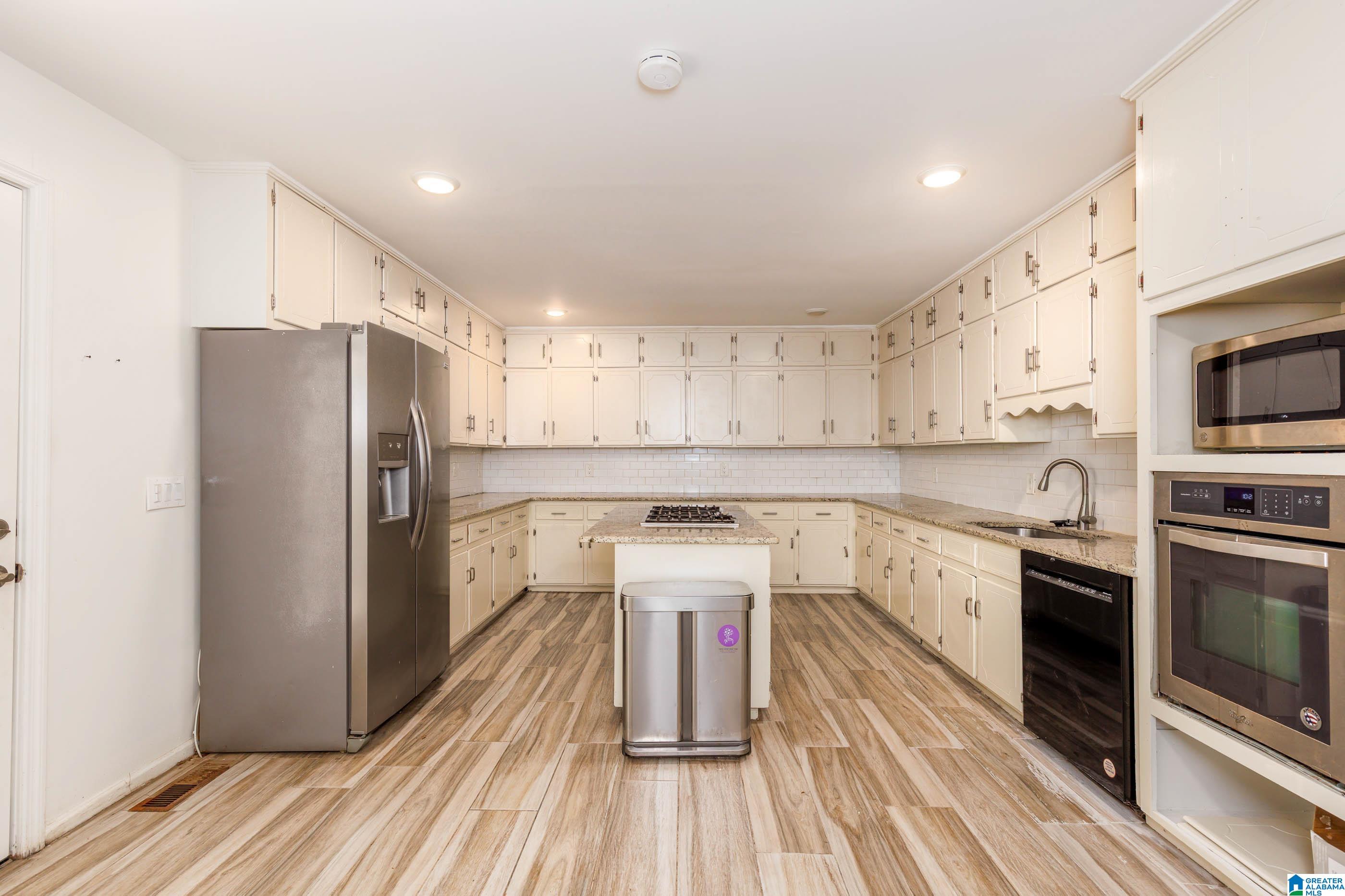 3400 LOCH RIDGE DRIVE