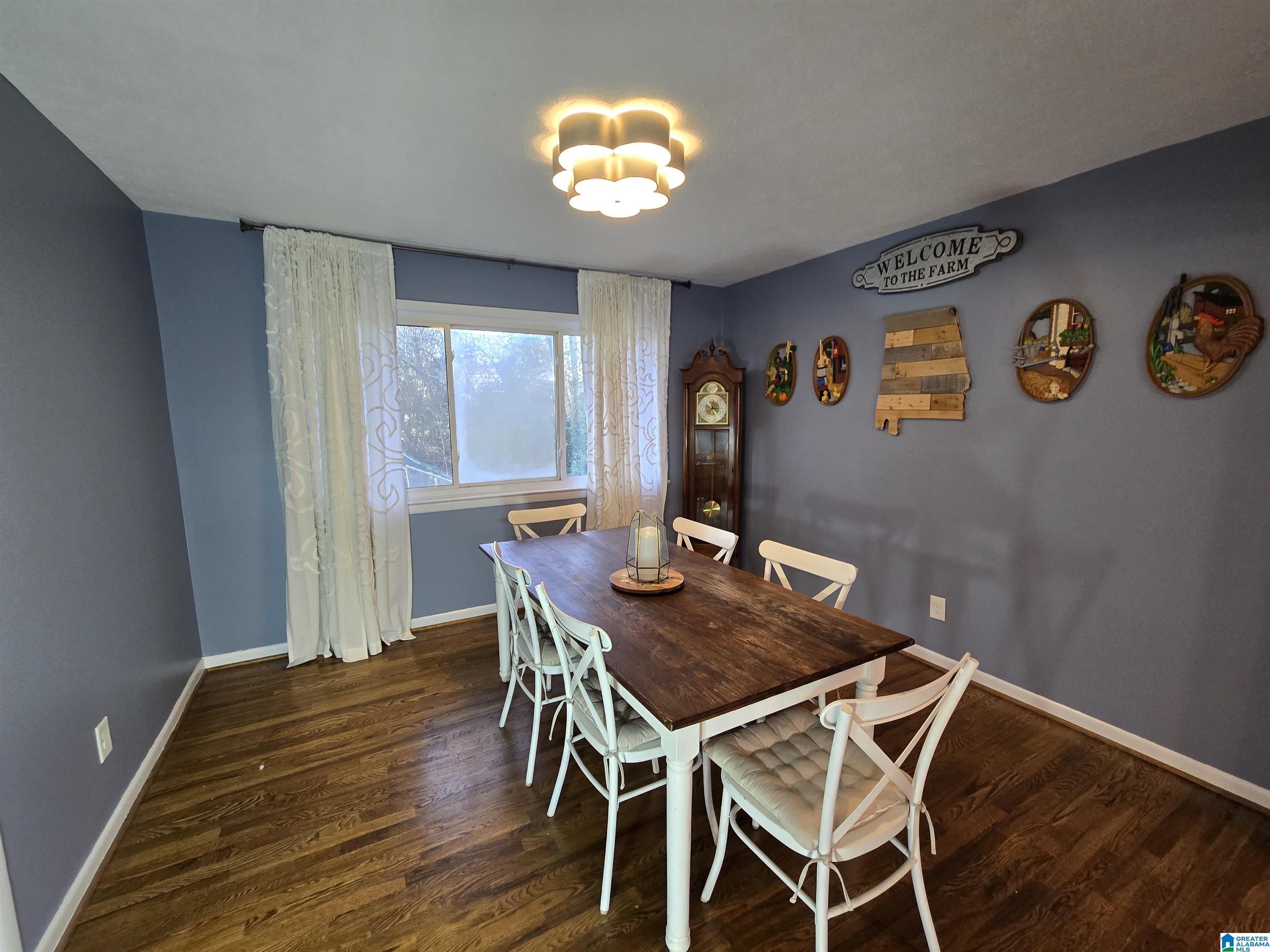 115 2ND STREET N