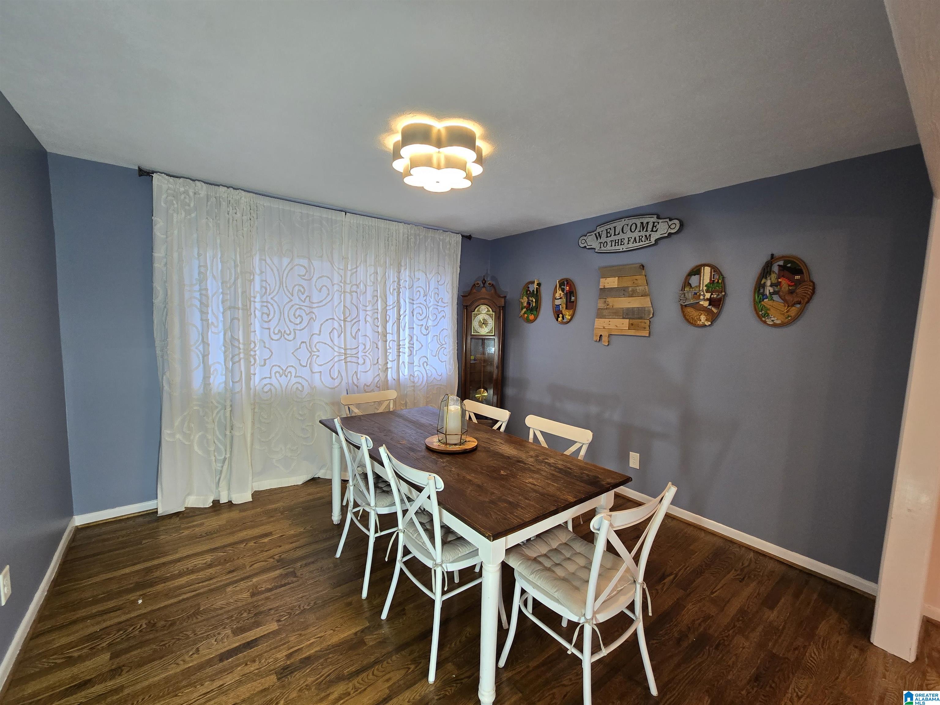 115 2ND STREET N